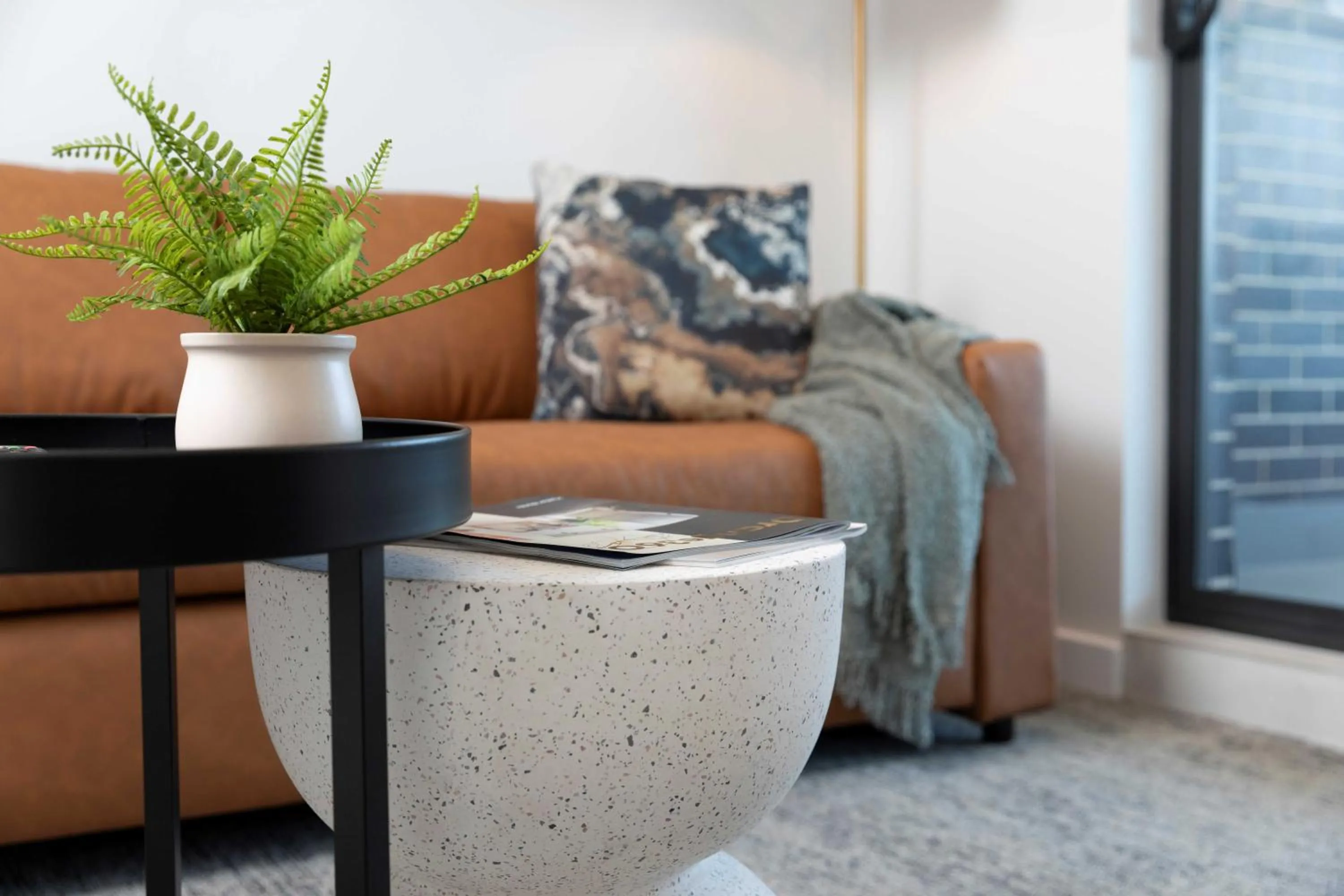 Living room, Bed in Amica Serviced Apartments