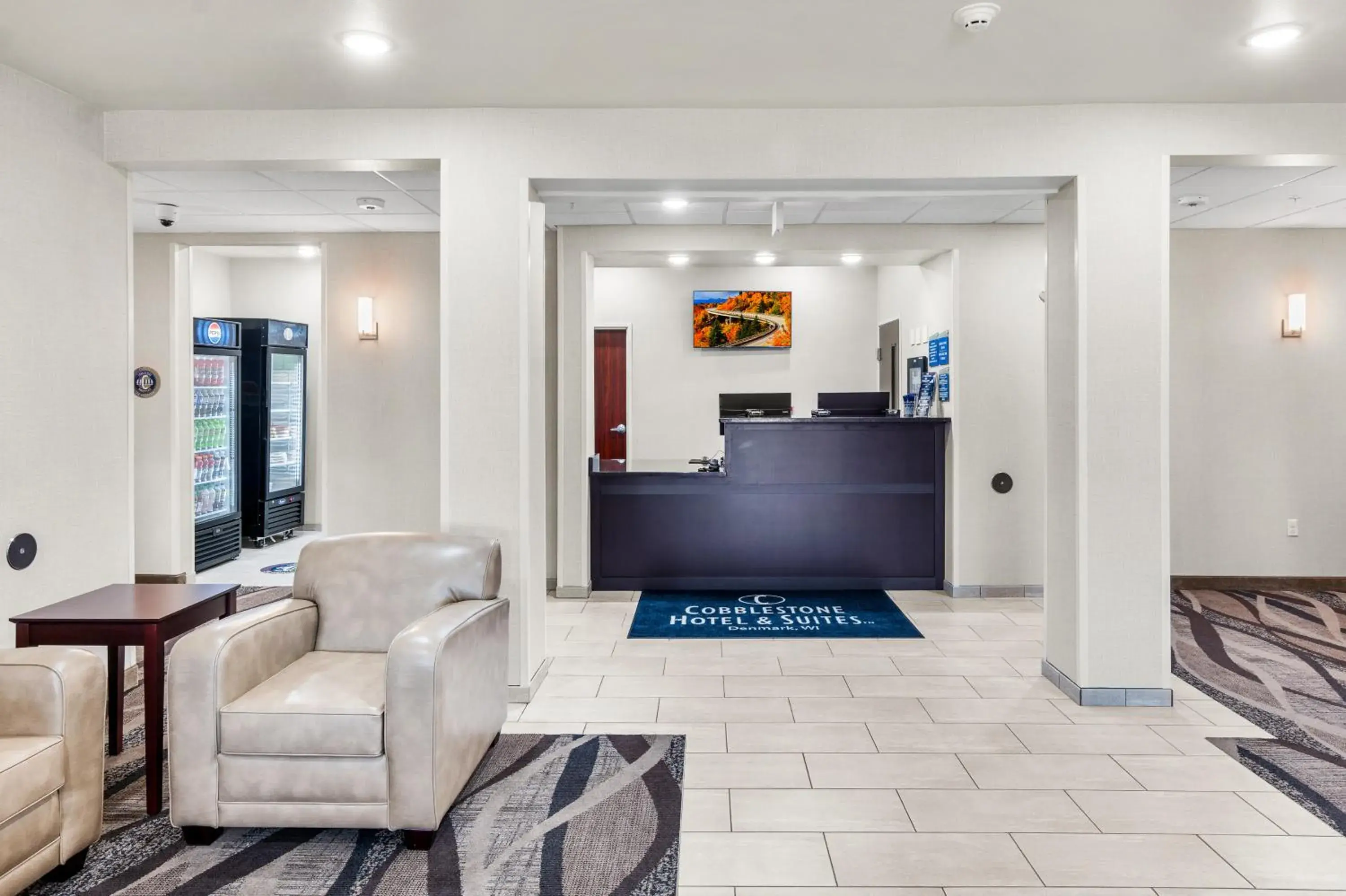 Lobby or reception in Cobblestone Hotel & Suites Denmark - Green Bay Lobby or reception in Cobblestone Hotel & Suites Denmark - Green Bay