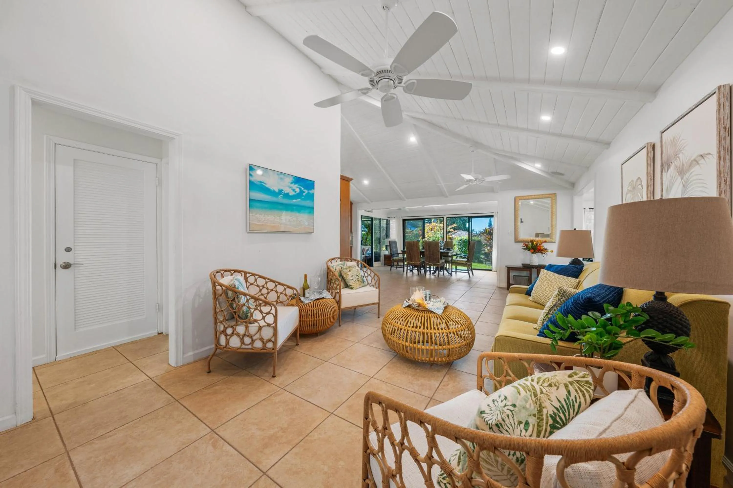 International Colony Club 37 · ICC 37 Remodeled Hawaiian Cottage