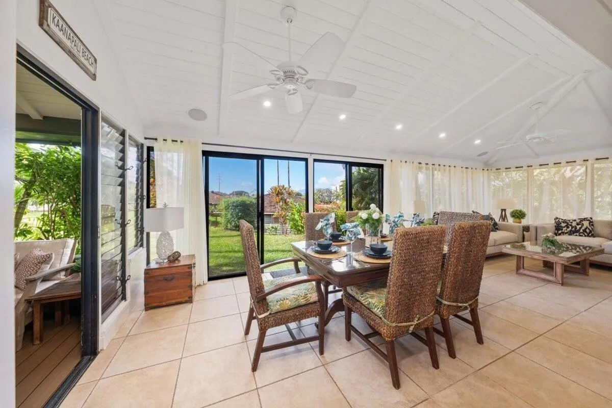 International Colony Club 37 · ICC 37 Remodeled Hawaiian Cottage