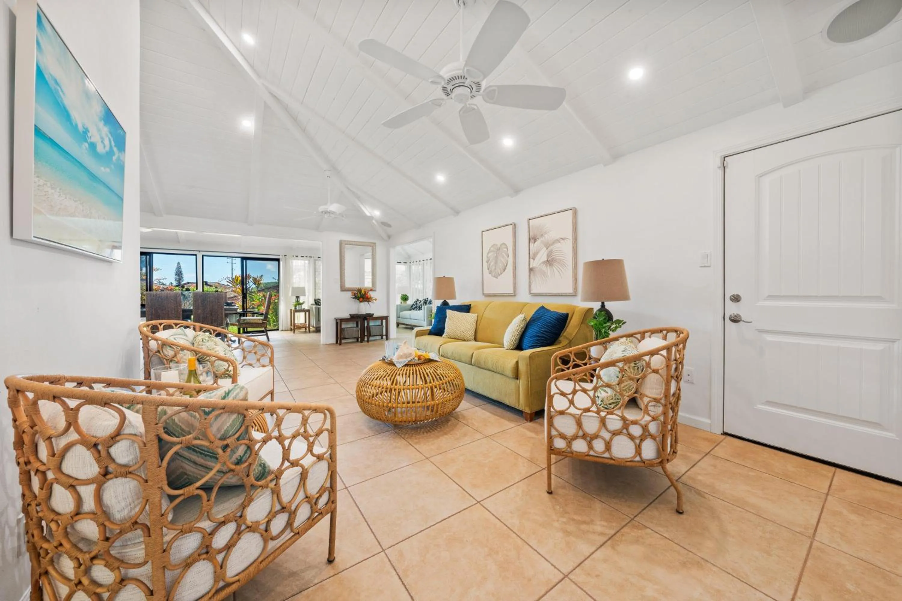 International Colony Club 37 · ICC 37 Remodeled Hawaiian Cottage