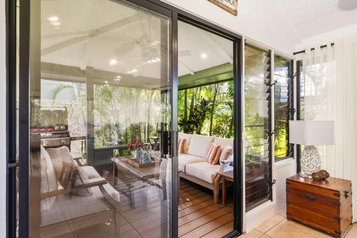 International Colony Club 37 · ICC 37 Remodeled Hawaiian Cottage
