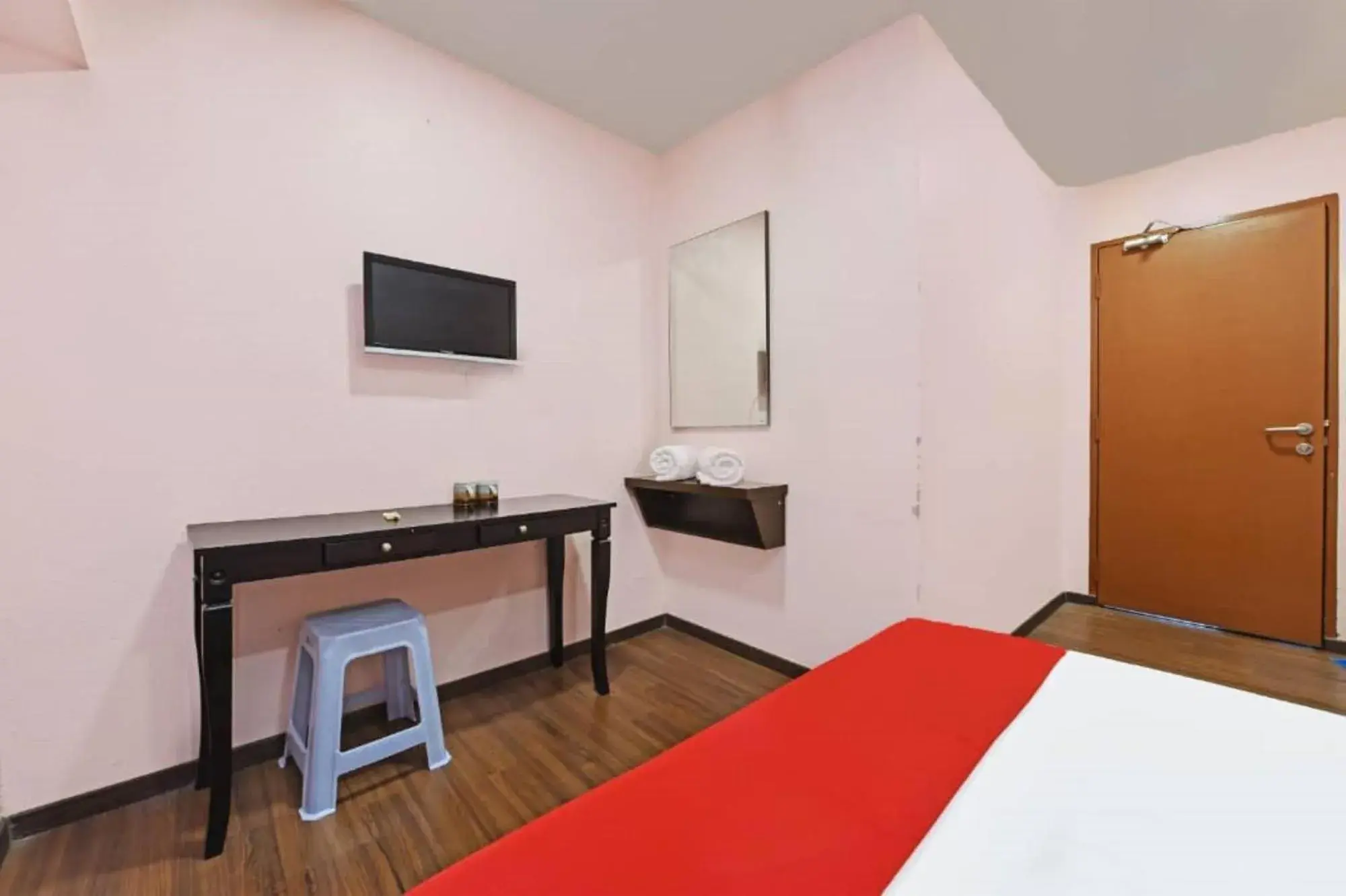 TV and multimedia, Bed in Seri Mawardah Hotel TV and multimedia, Bed in Seri Mawardah Hotel