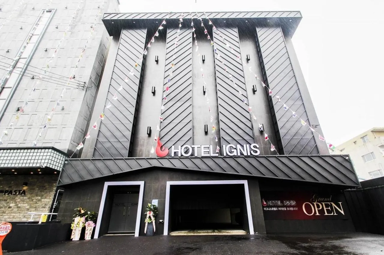 Property building in Ignis hotel