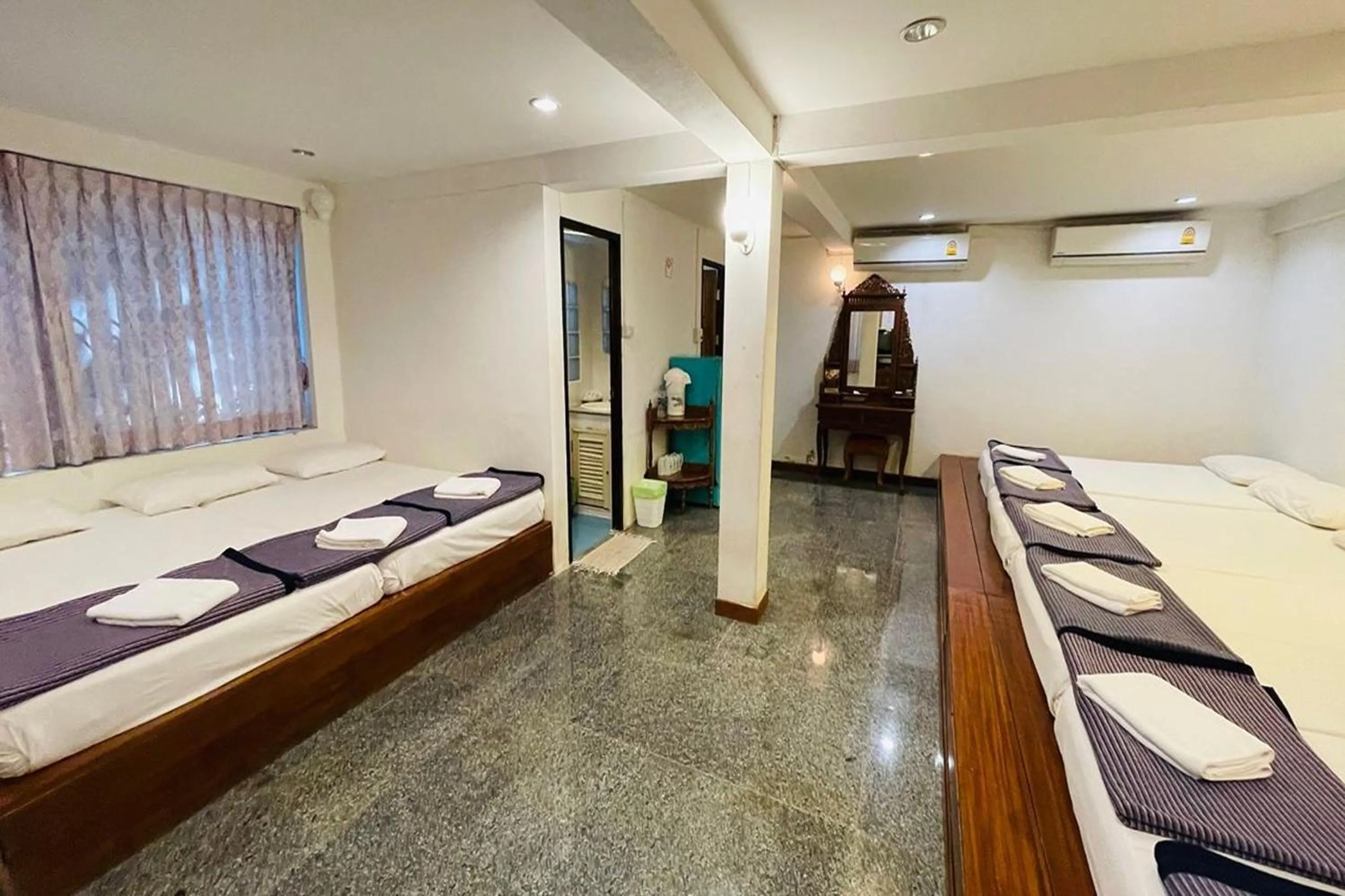 Bed in Baan Rim Kwai Paerimnam Resort