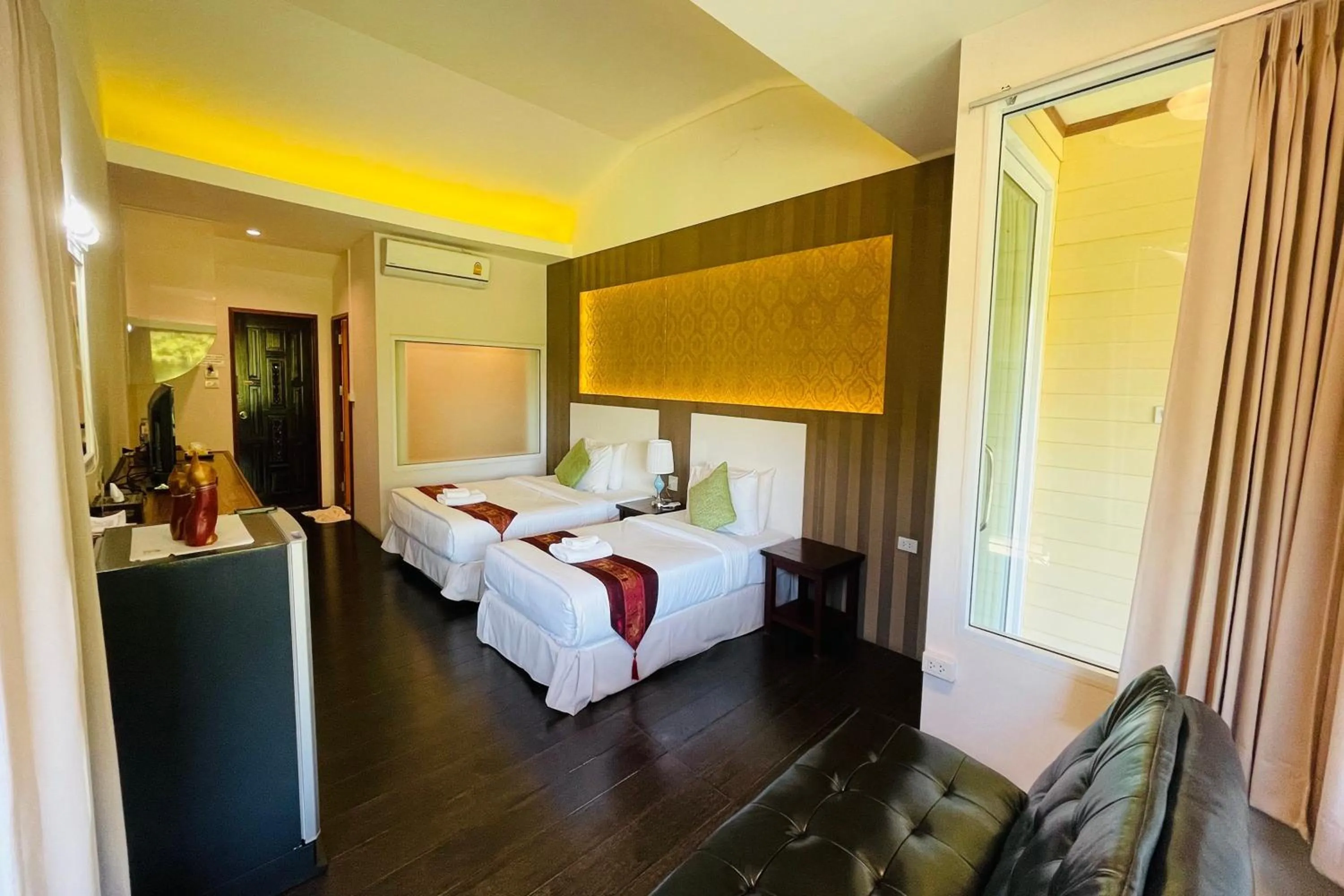 Bed in Baan Rim Kwai Paerimnam Resort