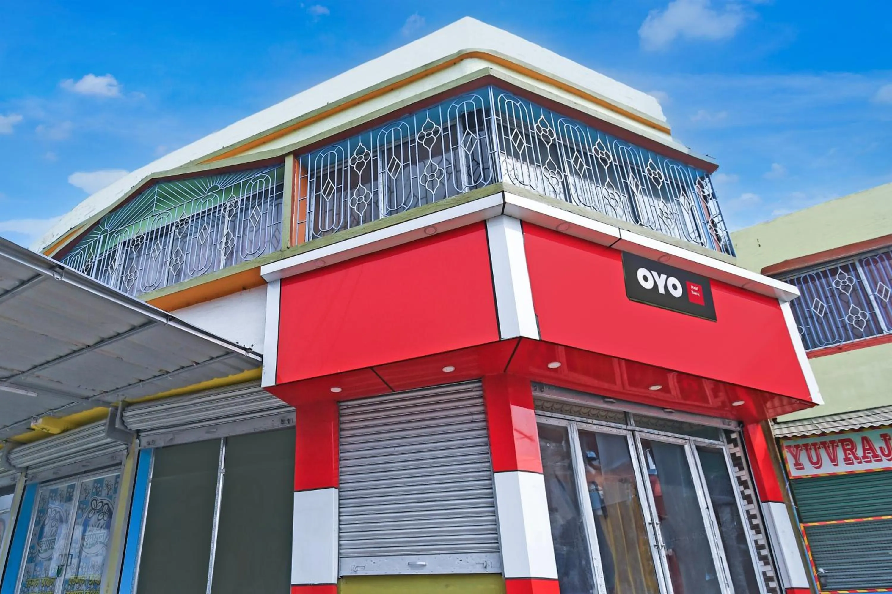 Facade/entrance in Hotel O by OYO Yuvraj Lodge