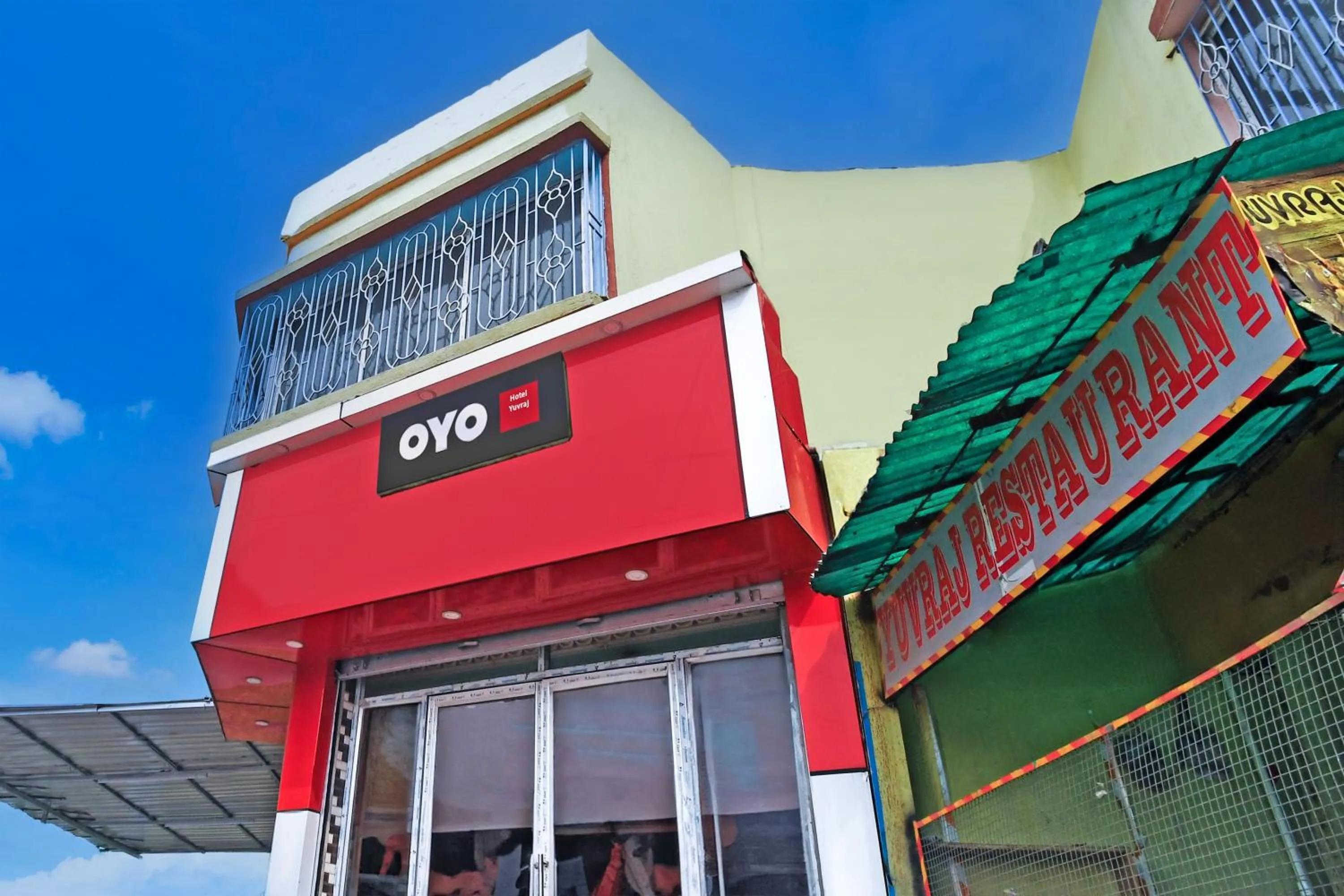 Facade/entrance in Hotel O by OYO Yuvraj Lodge