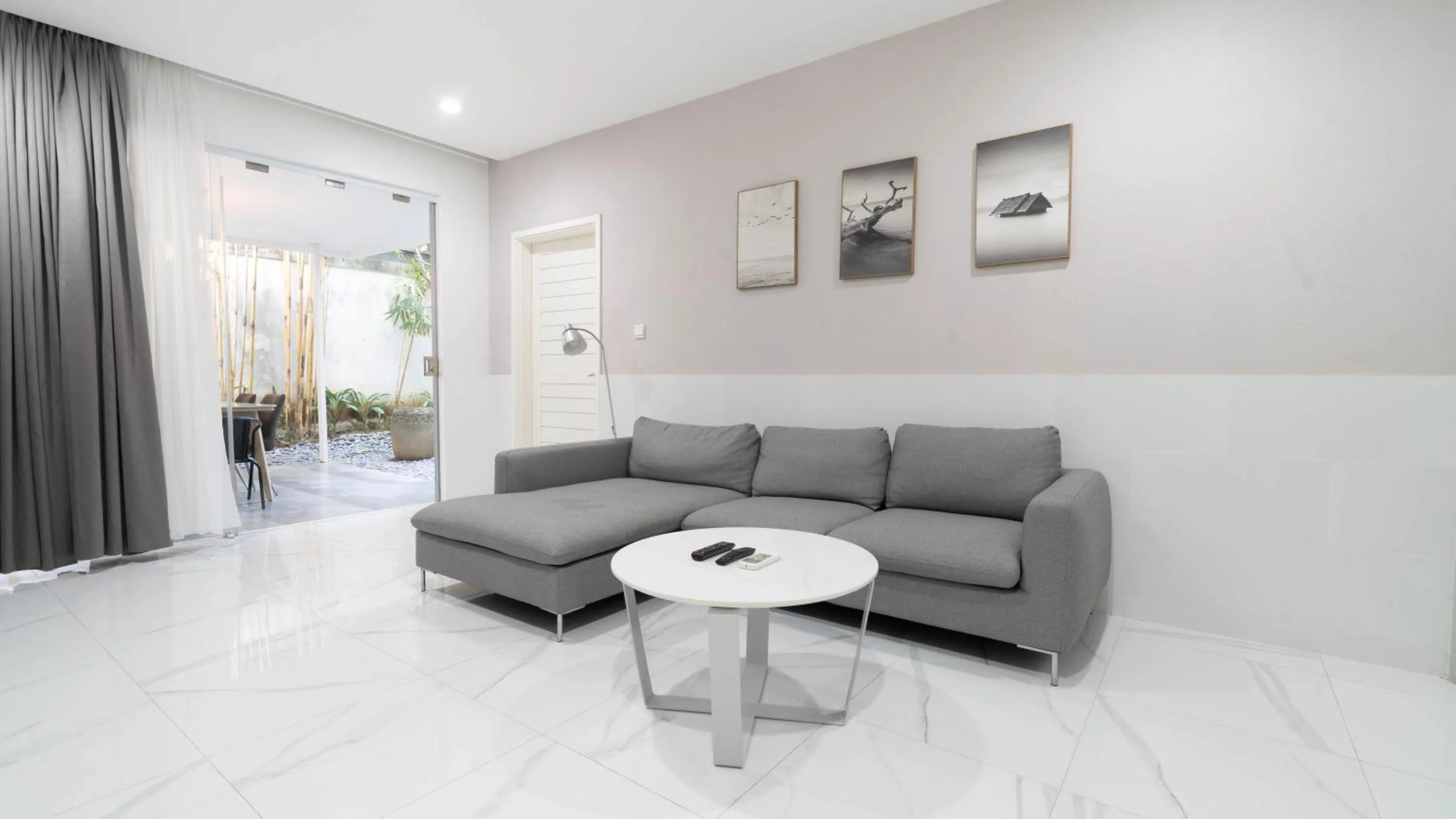 Living room in Cozy Stay Bali by ARM Hospitality