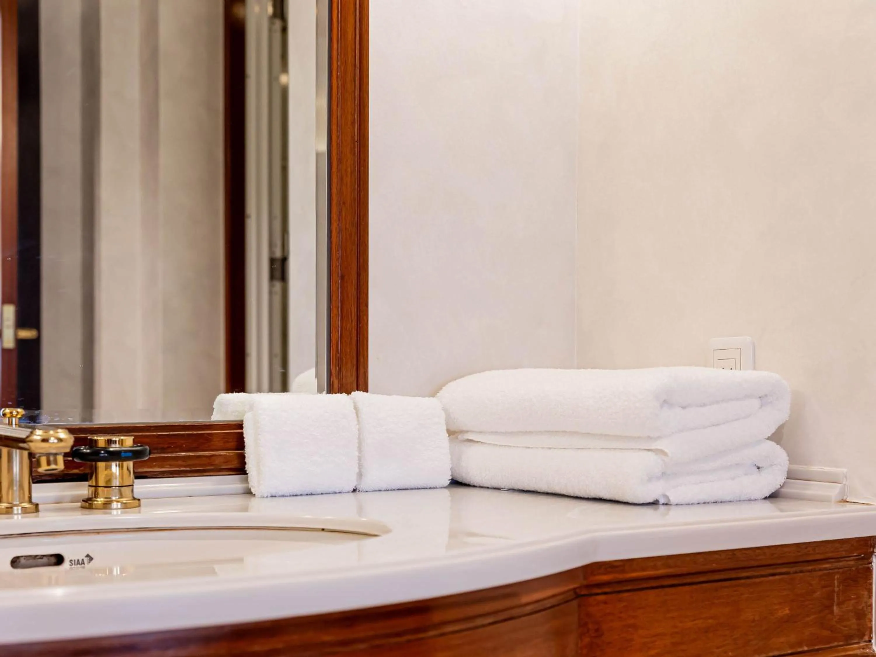 Photo of the whole room in Prince Smart Inn Nagoya Sakae