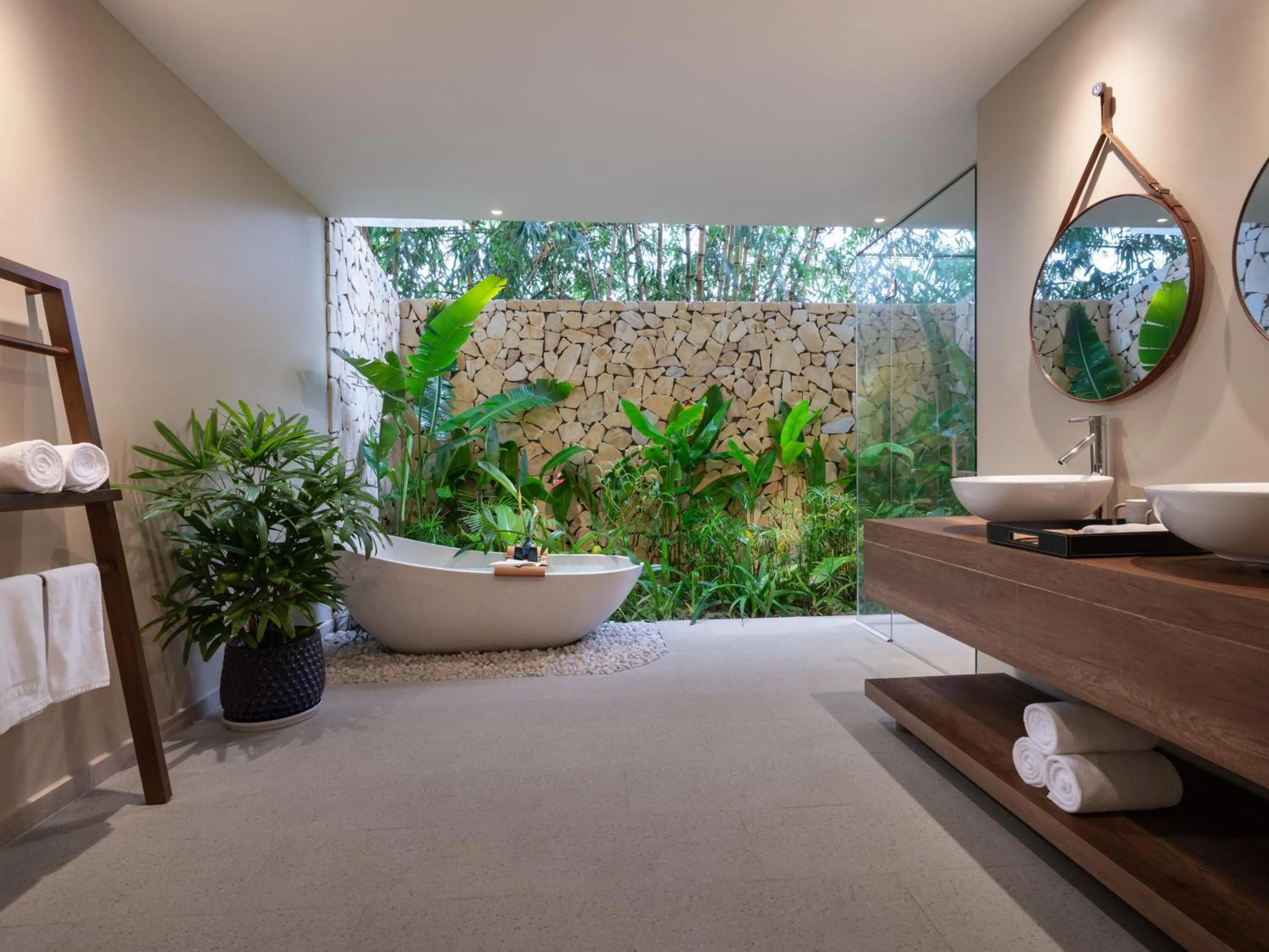 Bath in Sen Retreat Hoi An