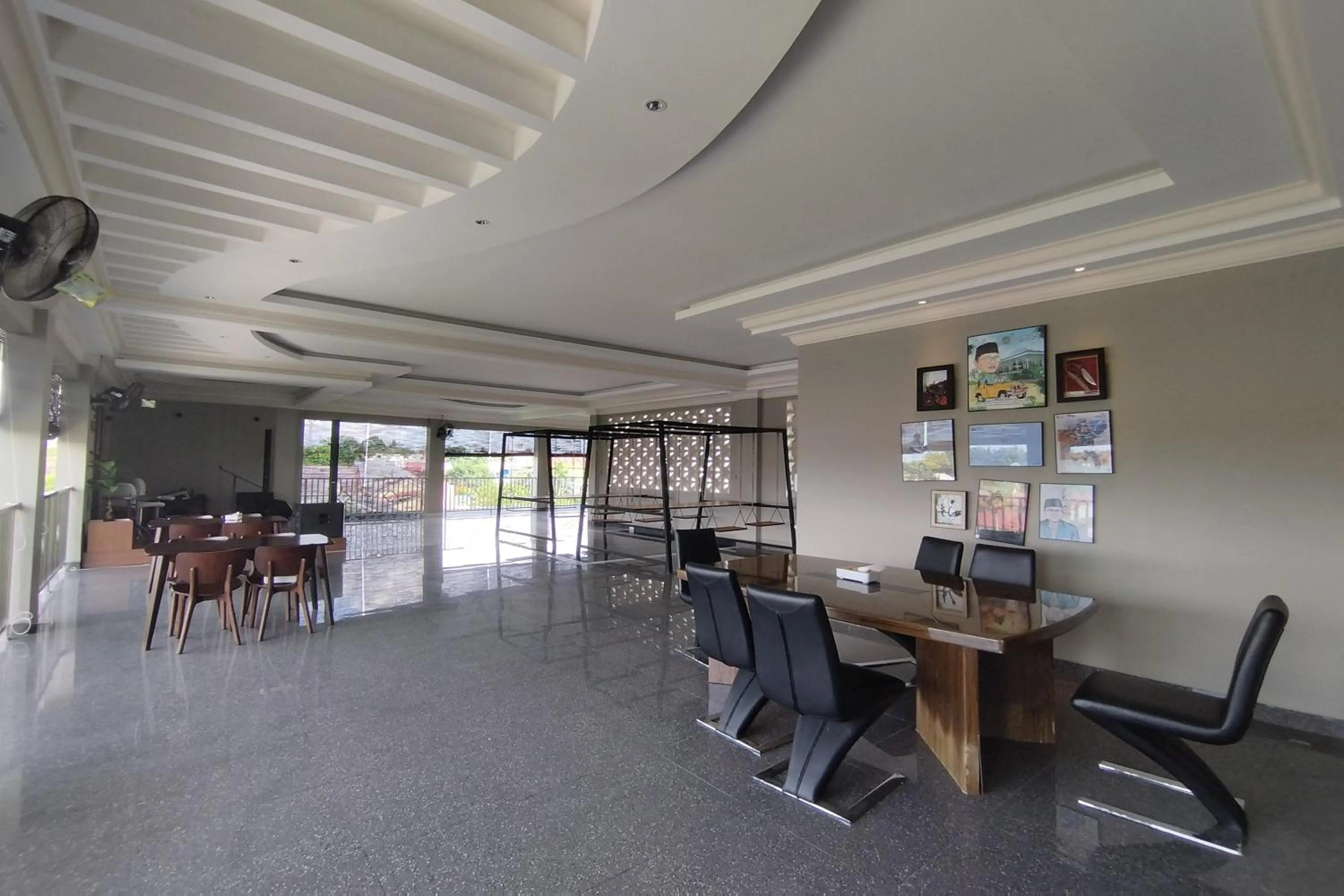 Area and facilities in Maulidia Hotel Syariah & Convention Center