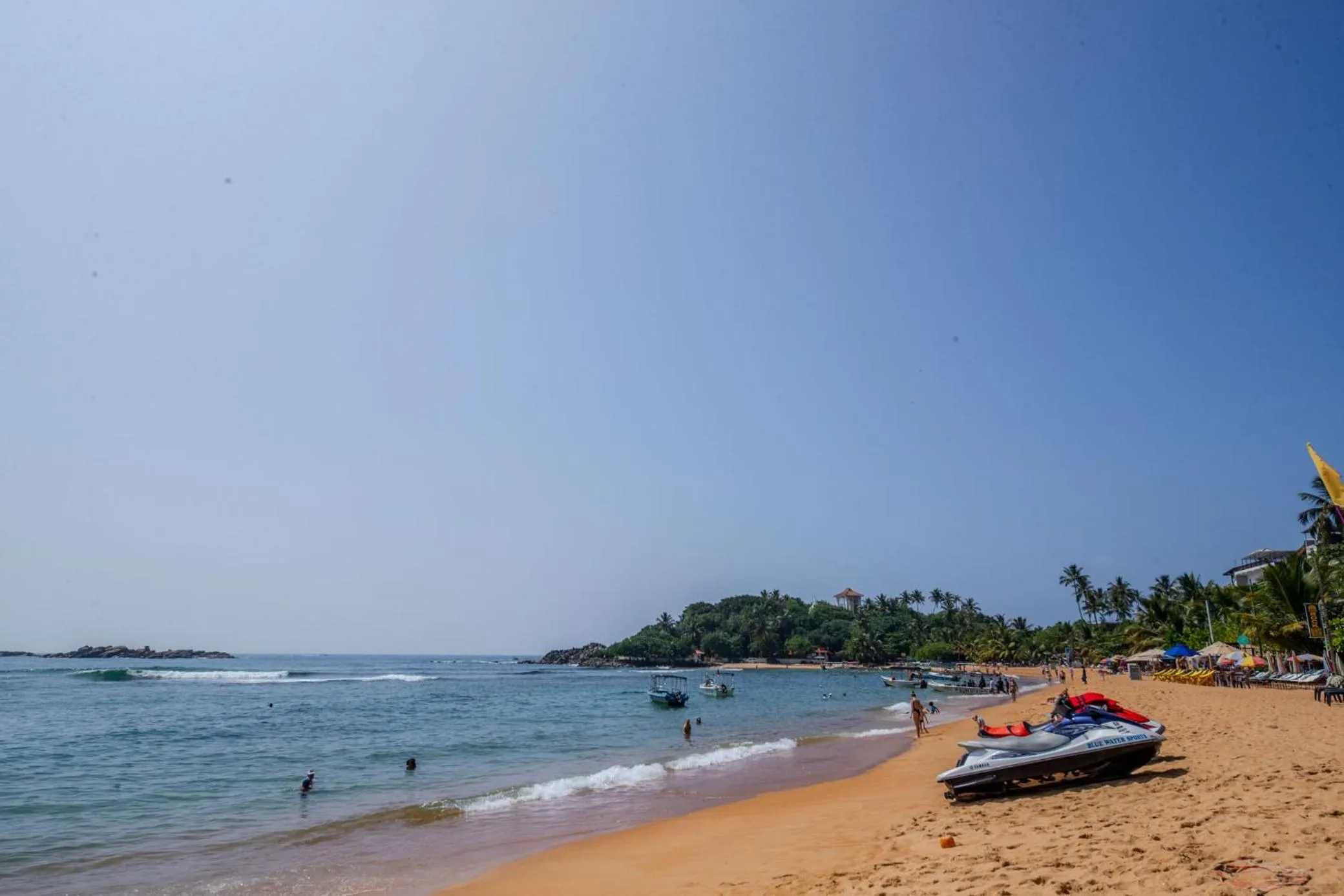 Beach in The Waves Unawatuna