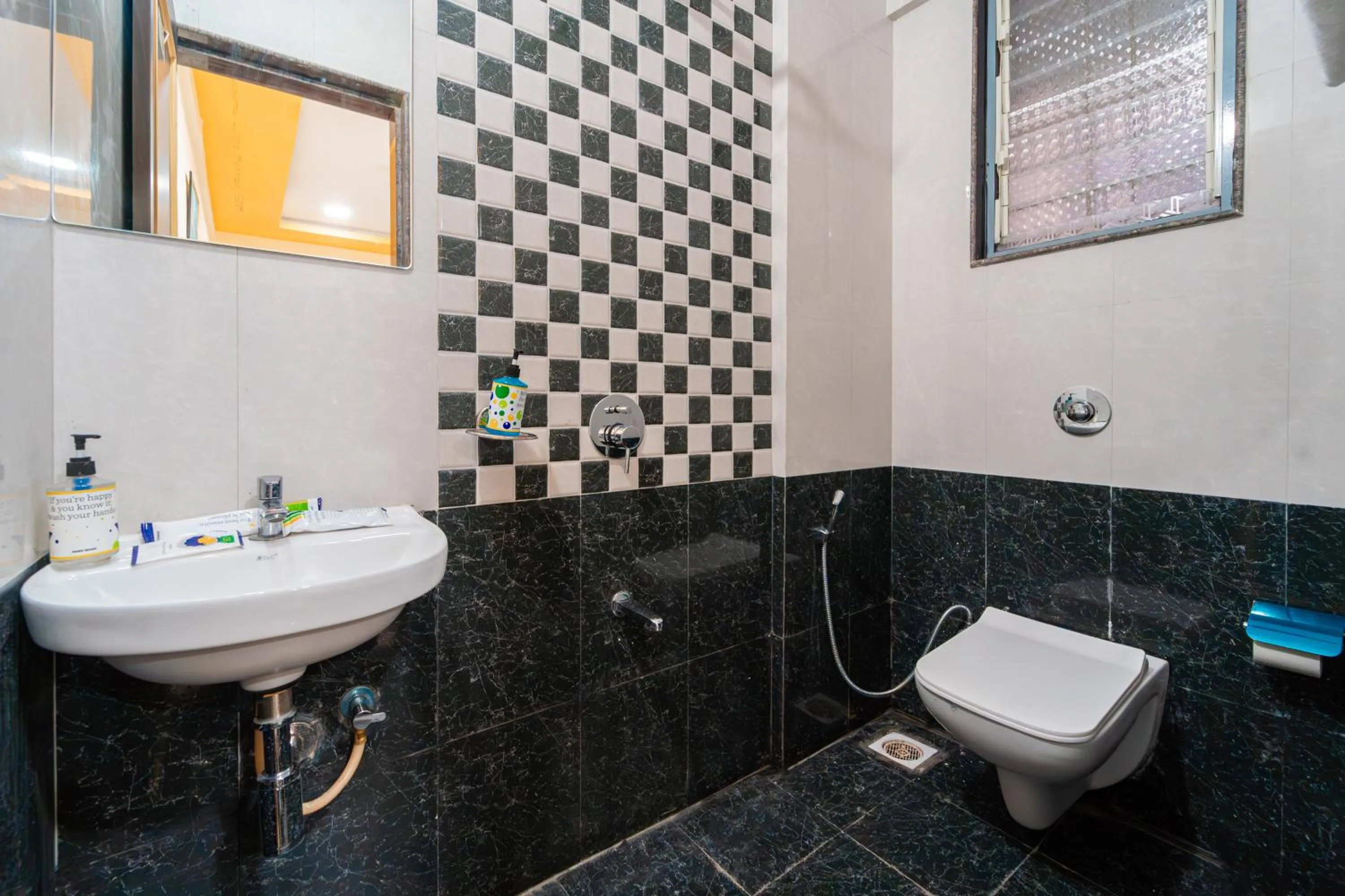 Bathroom in Itsy Hotels Anand Executive, Near Amanora