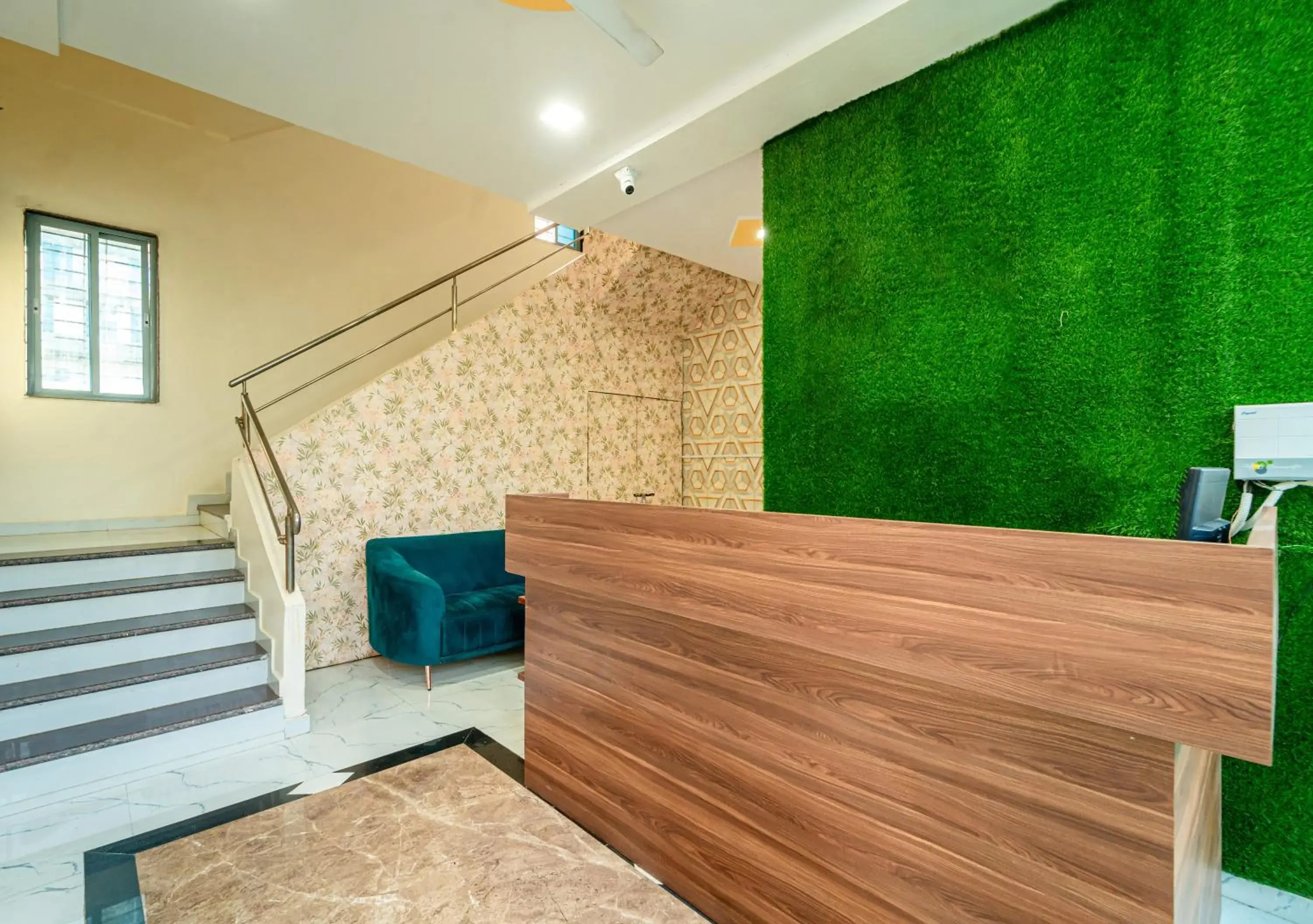 Lobby or reception in Itsy Hotels Anand Executive, Near Amanora Lobby or reception in Itsy Hotels Anand Executive, Near Amanora