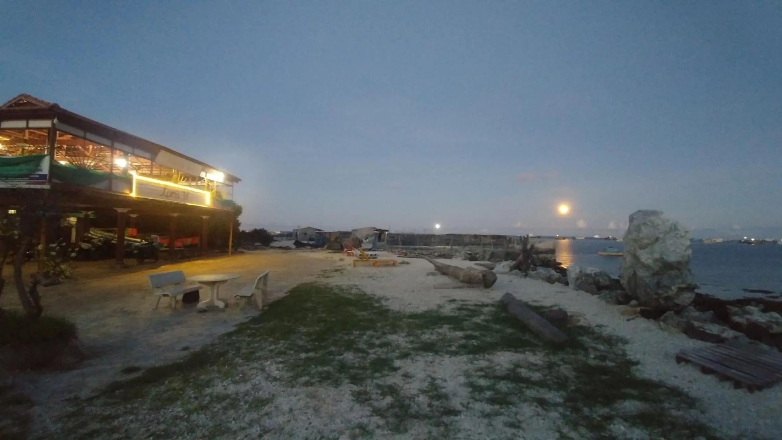 Natural landscape in Long Vĩ hotel - đảo Phú Quý