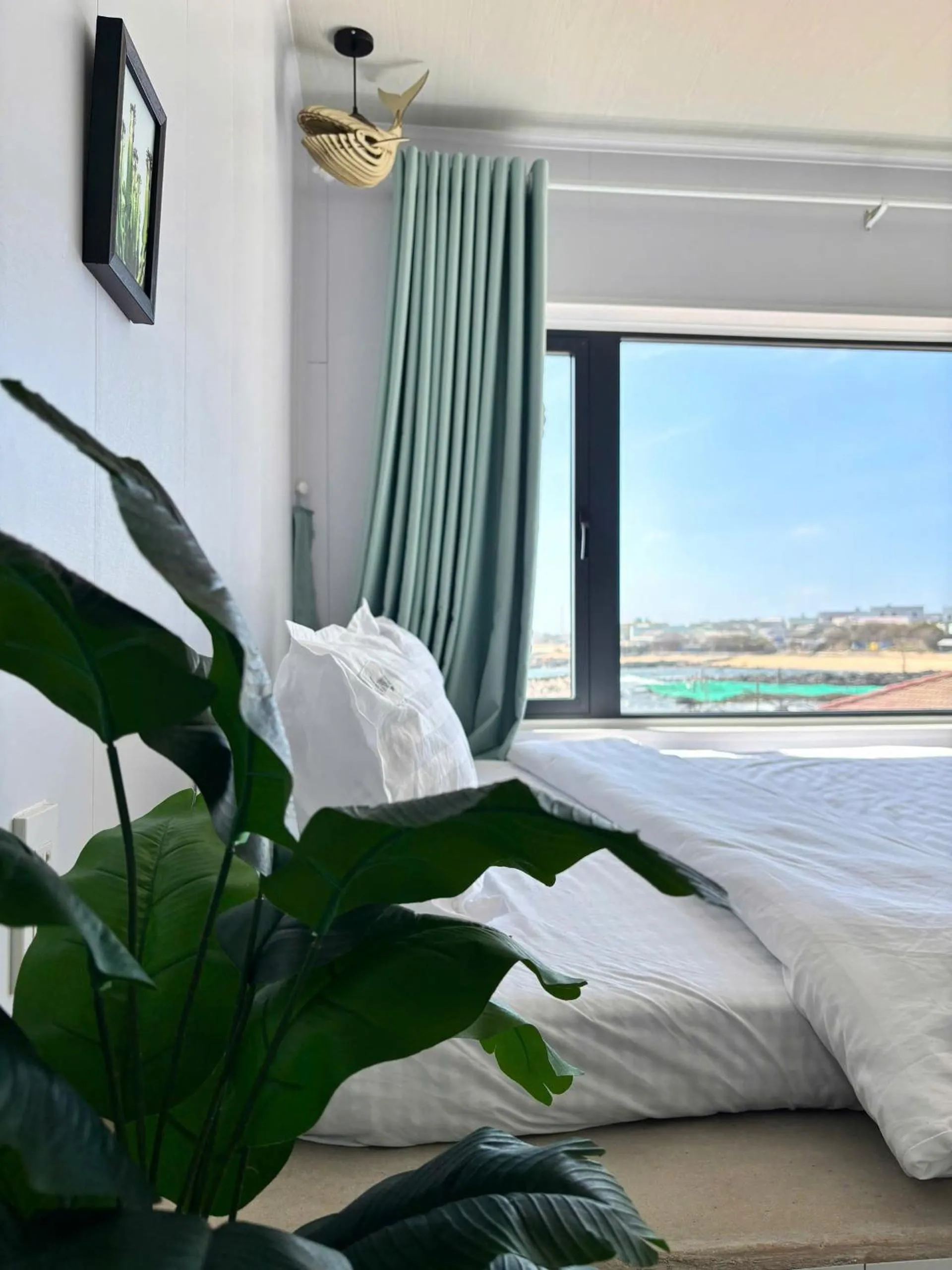 Other, Bed in Long Vĩ hotel - đảo Phú Quý