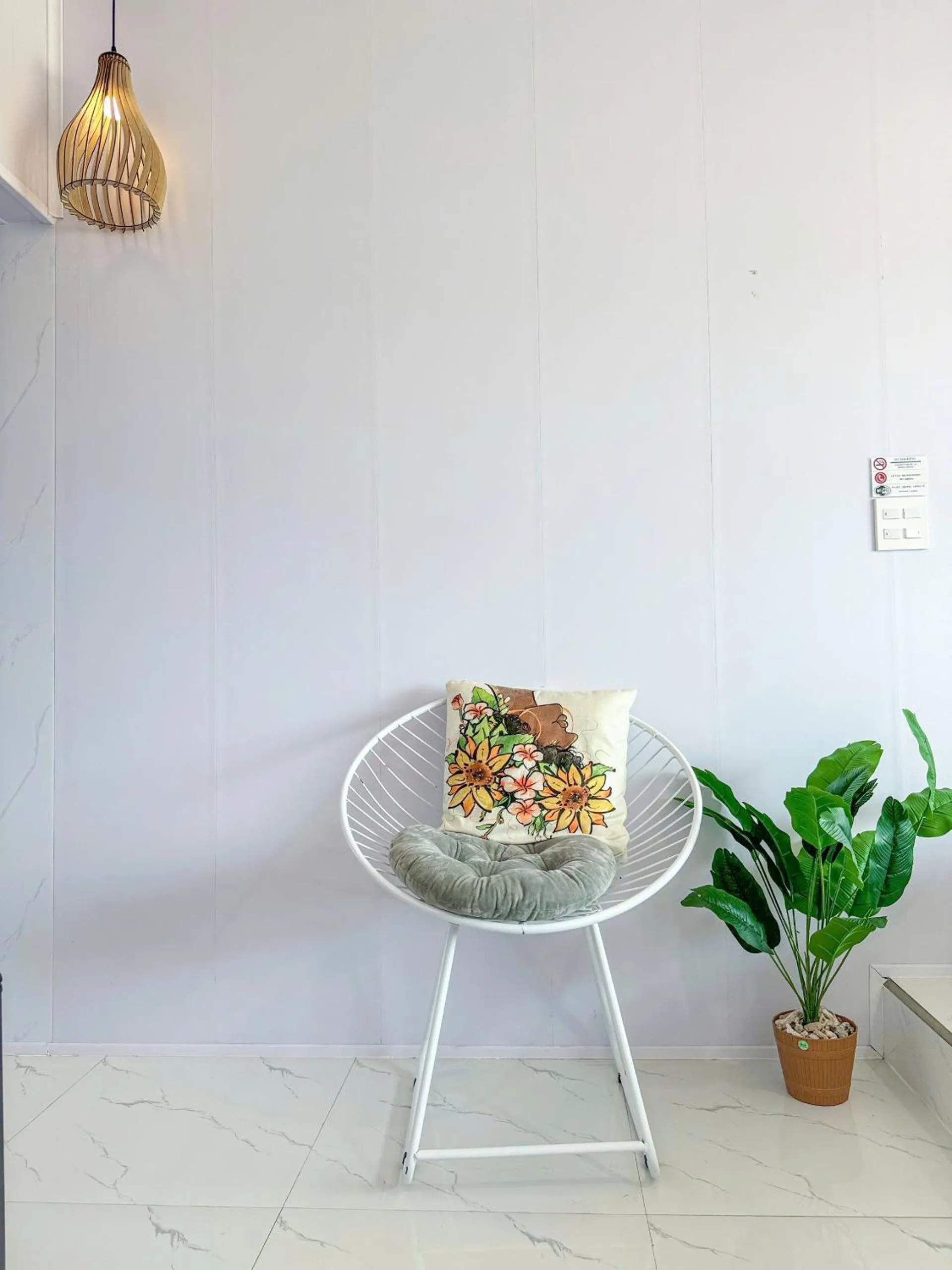 Seating area in Long Vĩ hotel - đảo Phú Quý