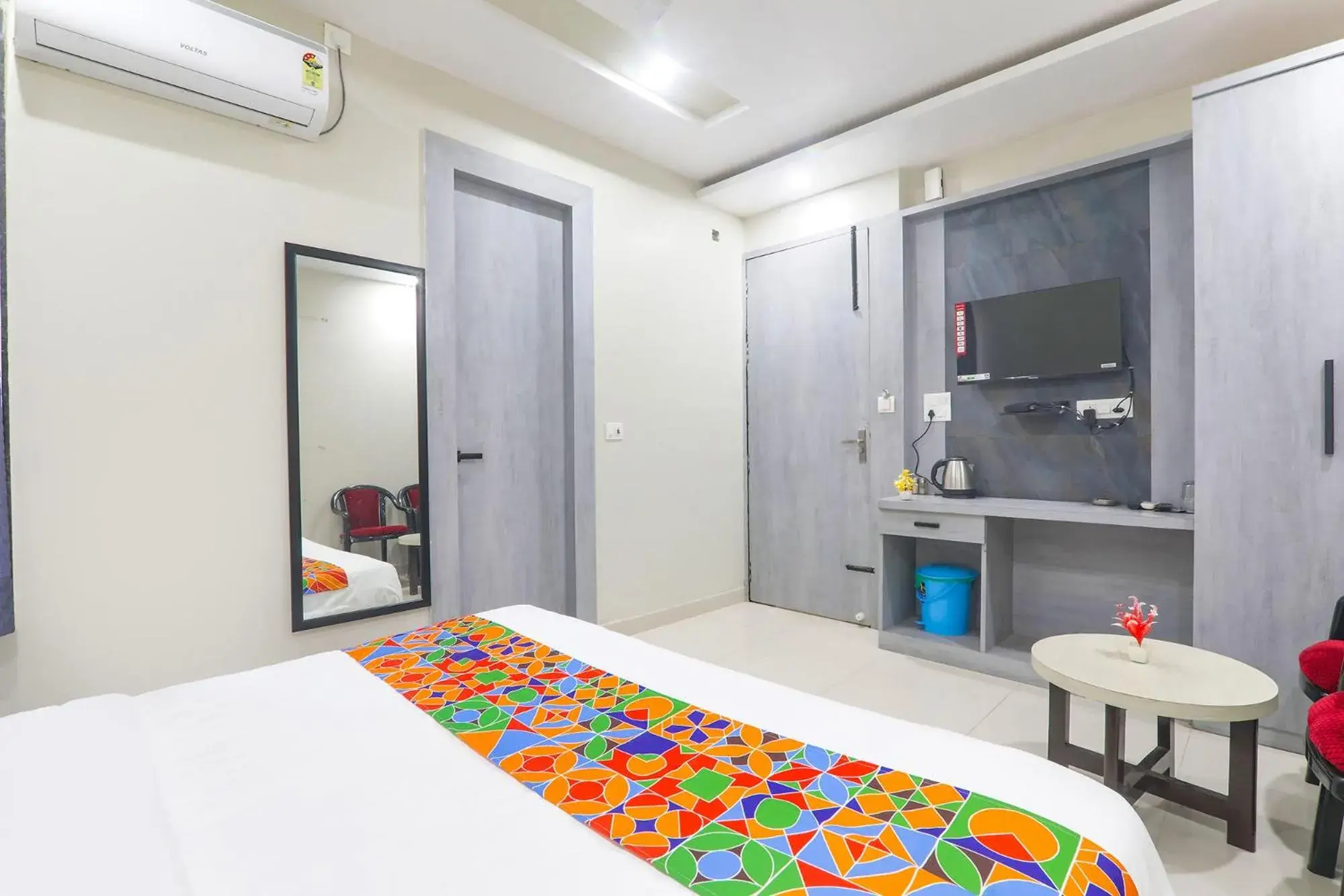 Bed in FabExpress Grand Inn I Bed in FabExpress Grand Inn I