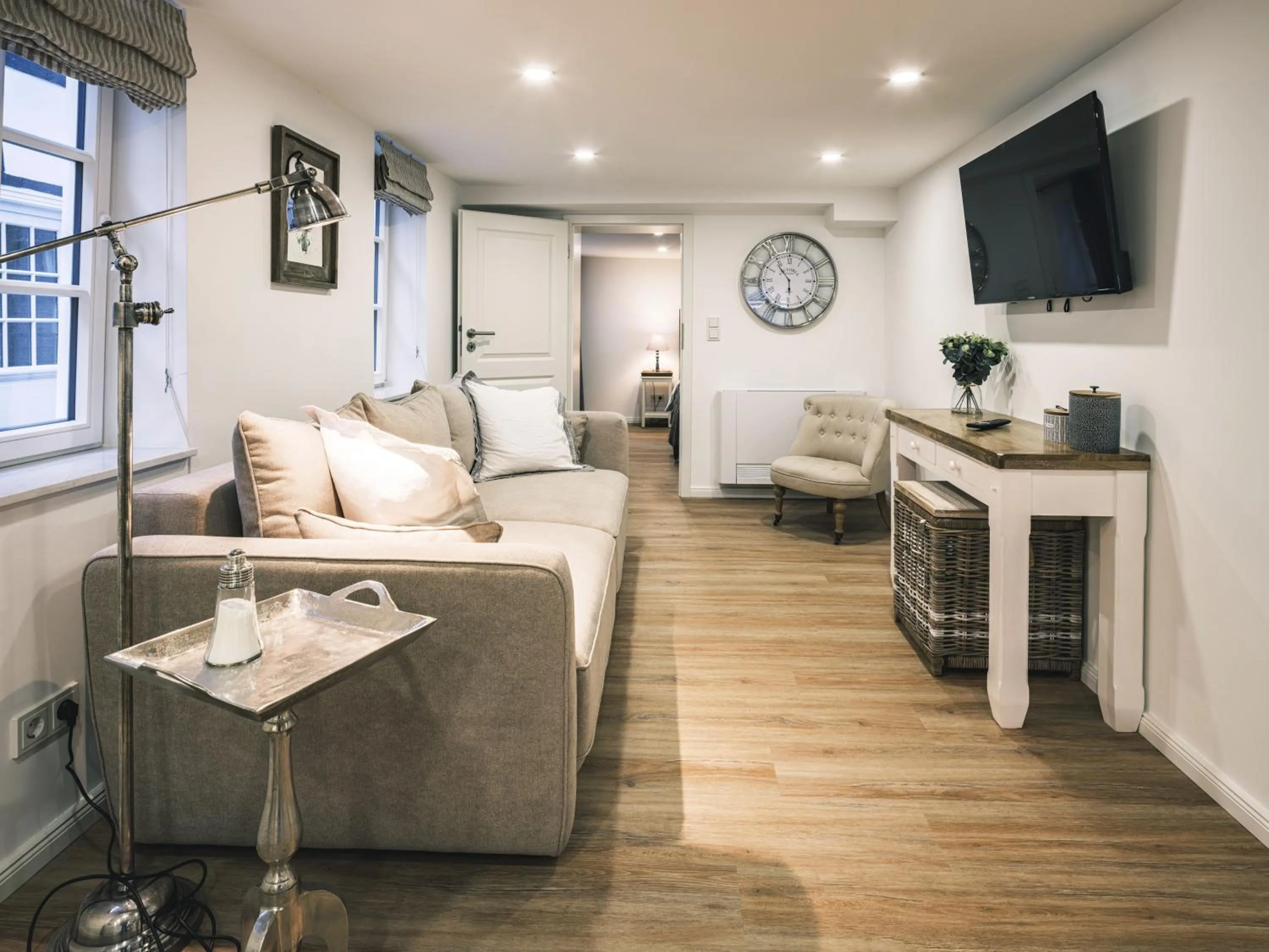 Living room in Flecker Hotel