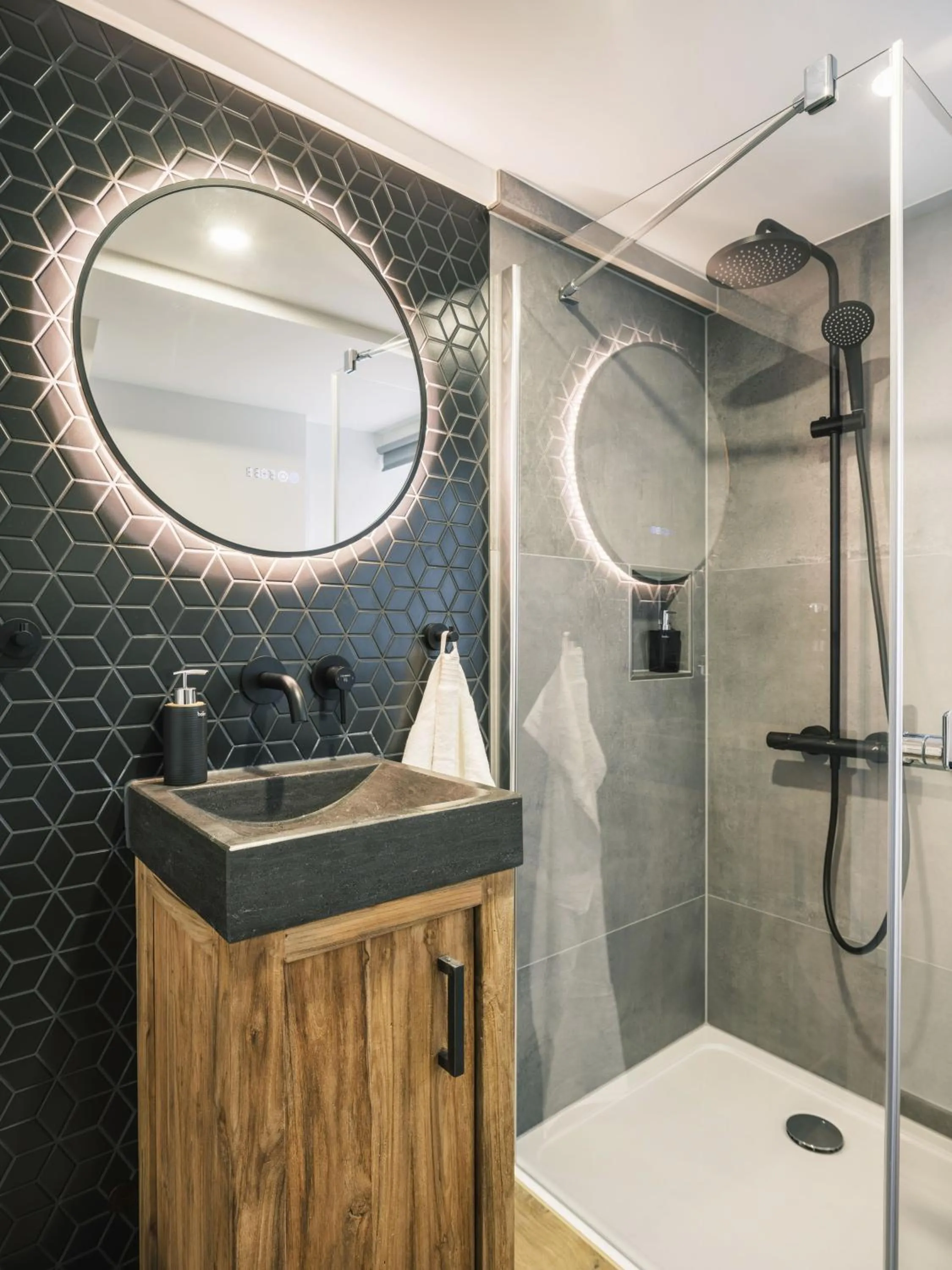 Bathroom in Flecker Hotel