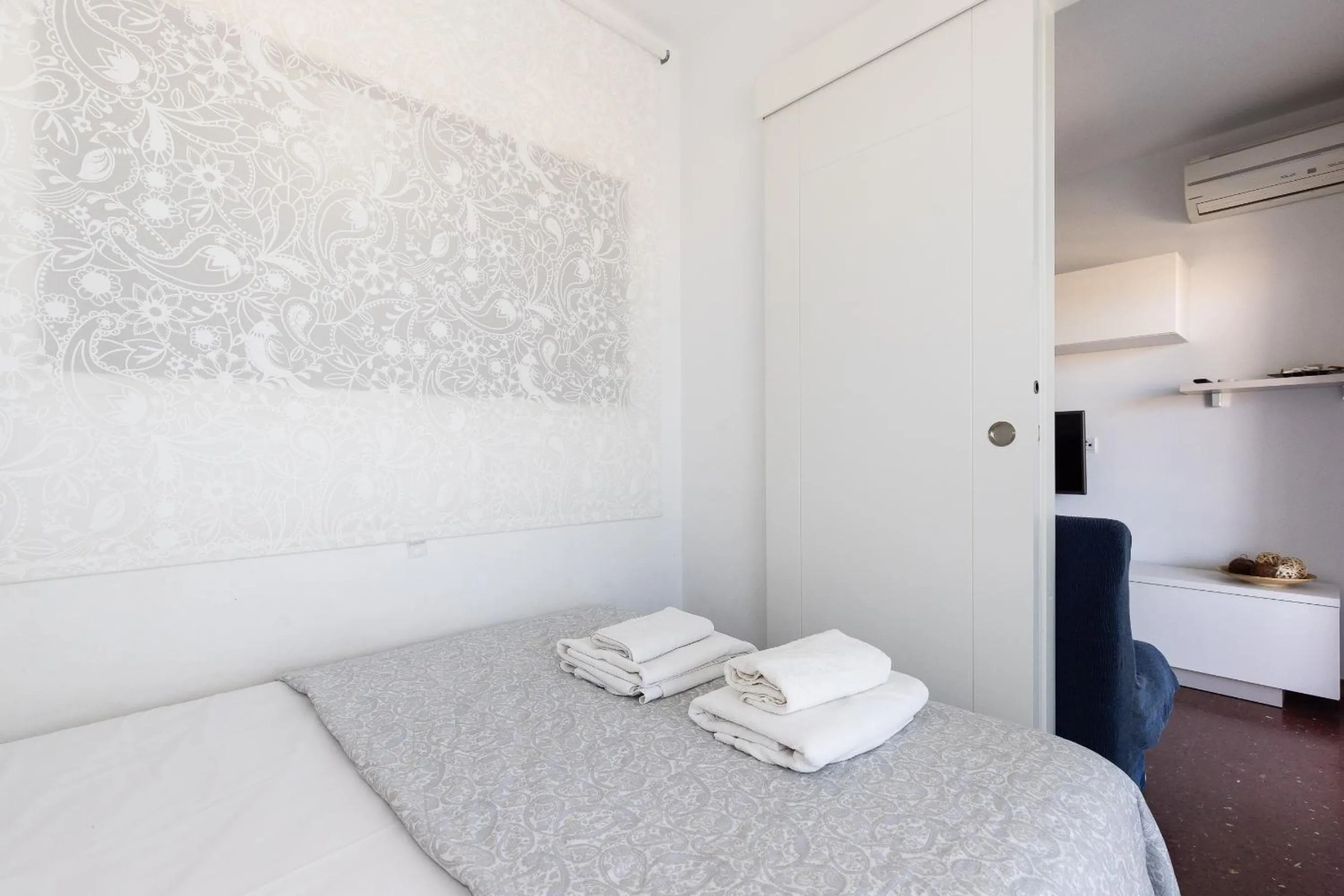 Bedroom, Bed in NEW TORRASSA Planet Costa Dorada