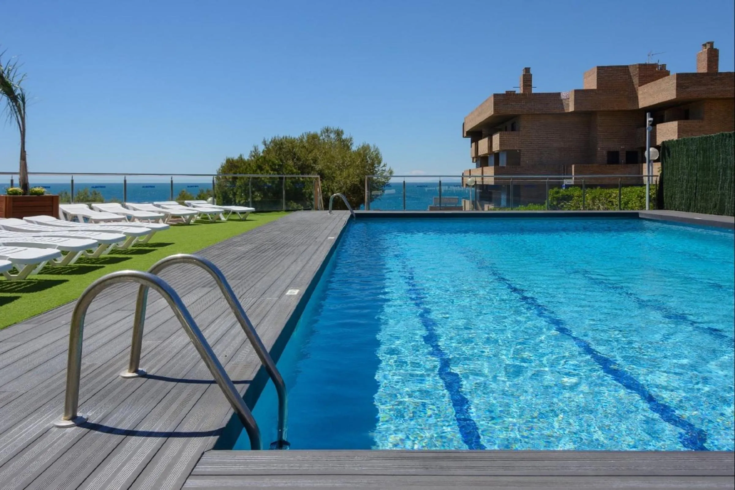Swimming pool in NEW TORRASSA Planet Costa Dorada