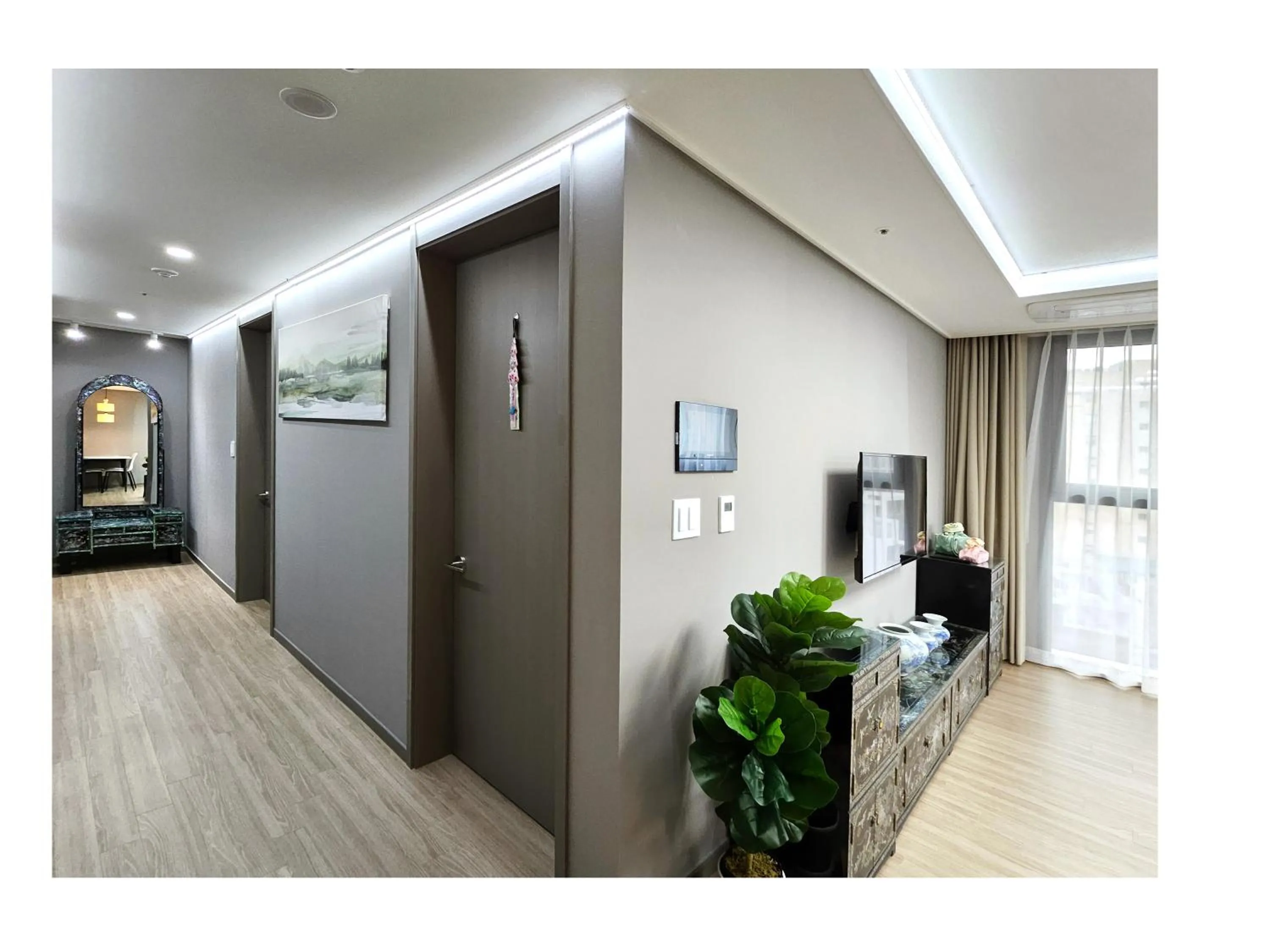 Photo of the whole room in INN-The City MyeongDong