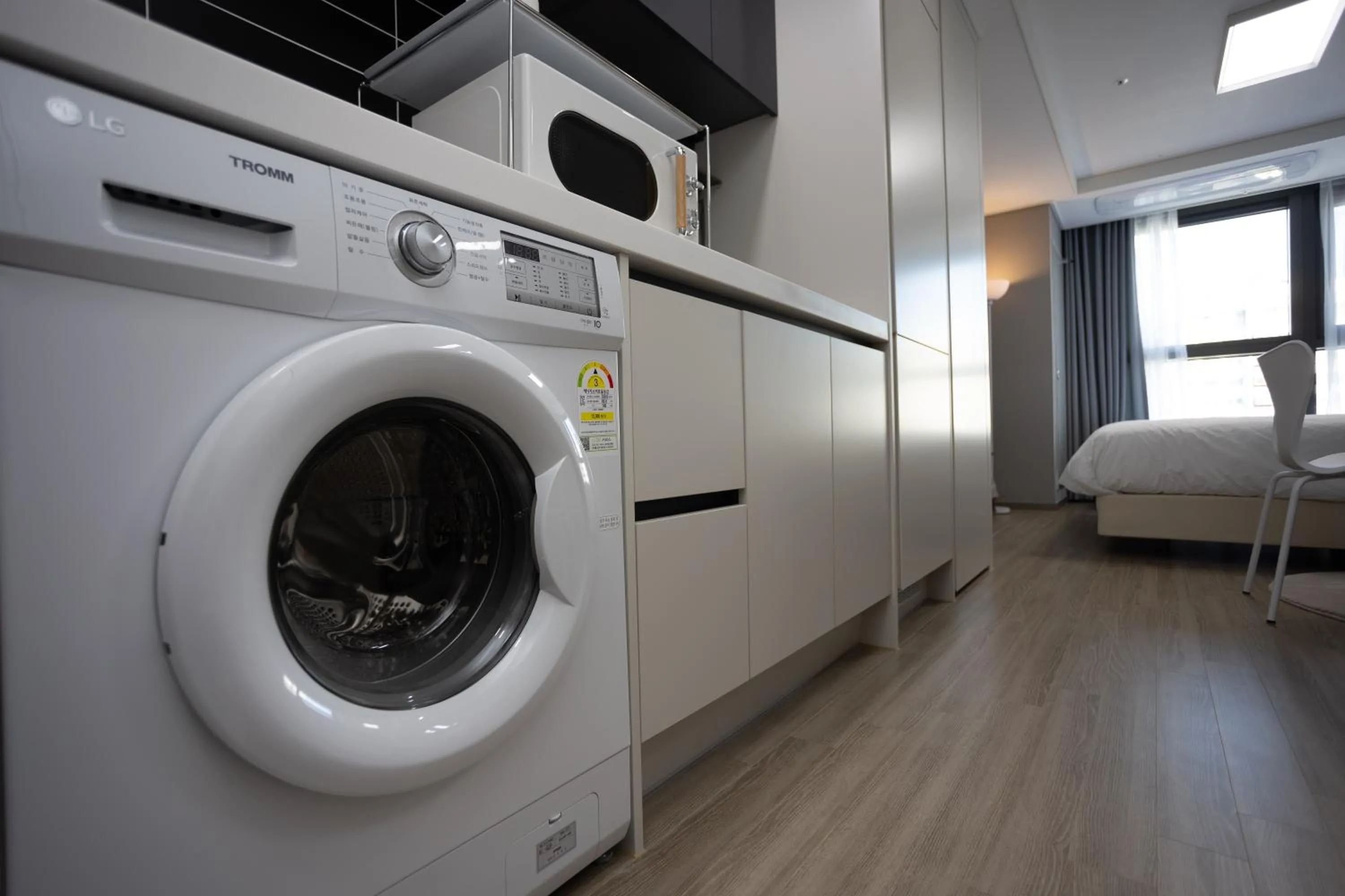 washing machine, Bed in INN-The City MyeongDong