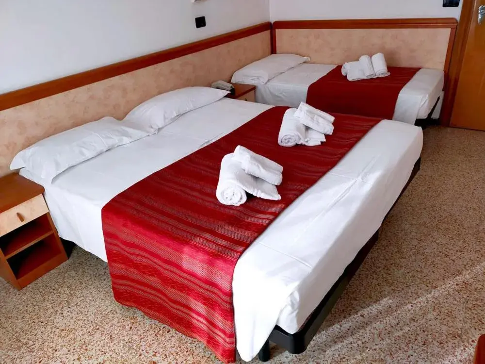 Triple Room in Ben Hur Rimini Triple Room in Ben Hur Rimini