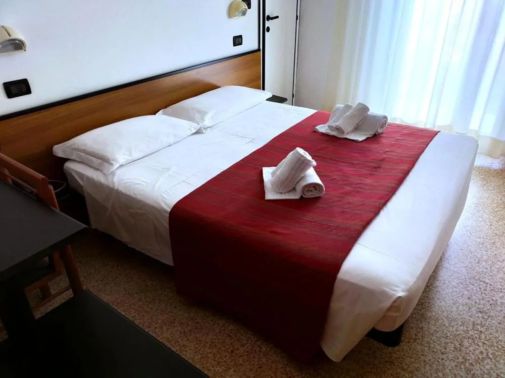 Bedroom, Bed in Ben Hur Rimini