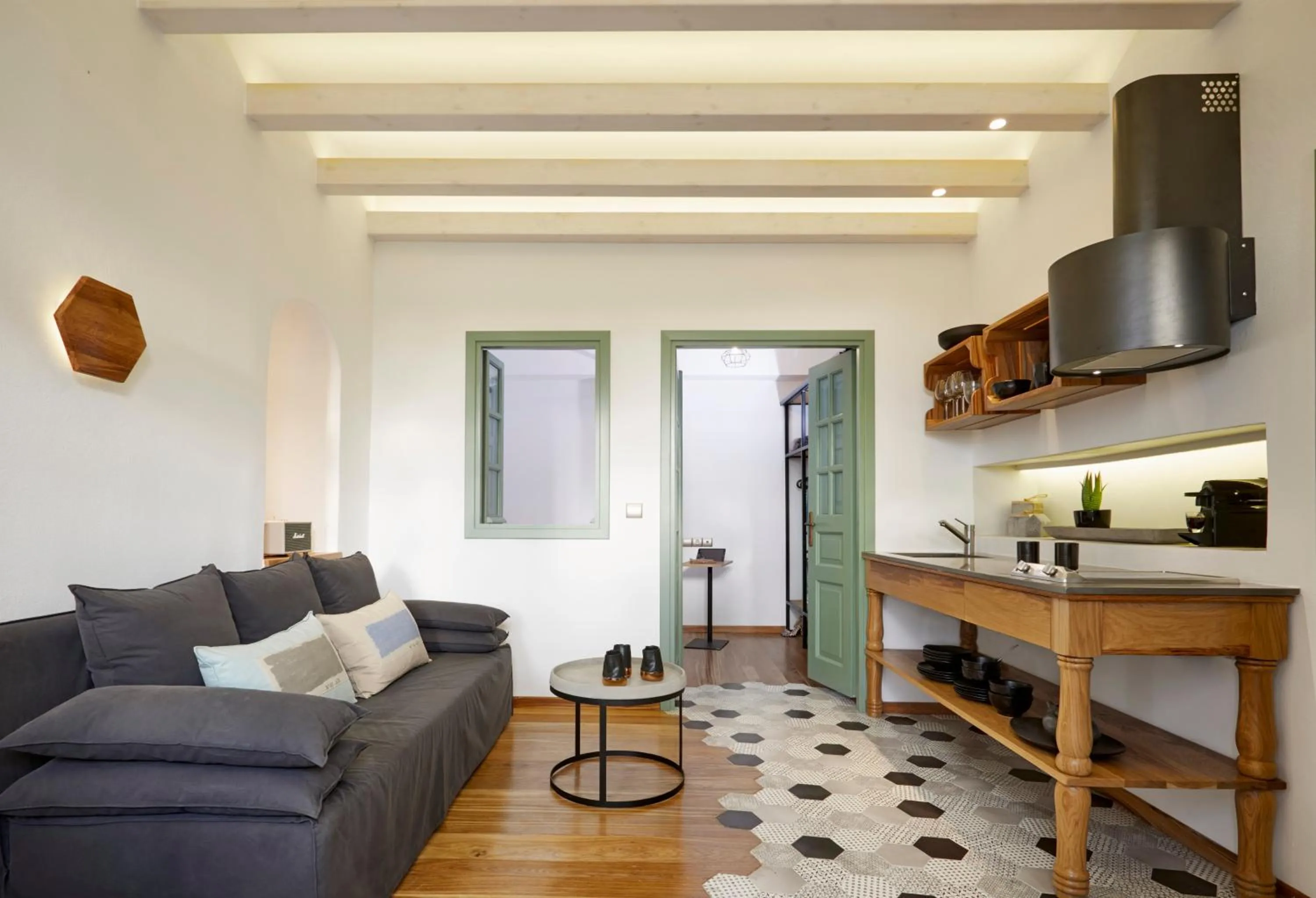 Kitchen or kitchenette in Yellow Orchid Cycladic House