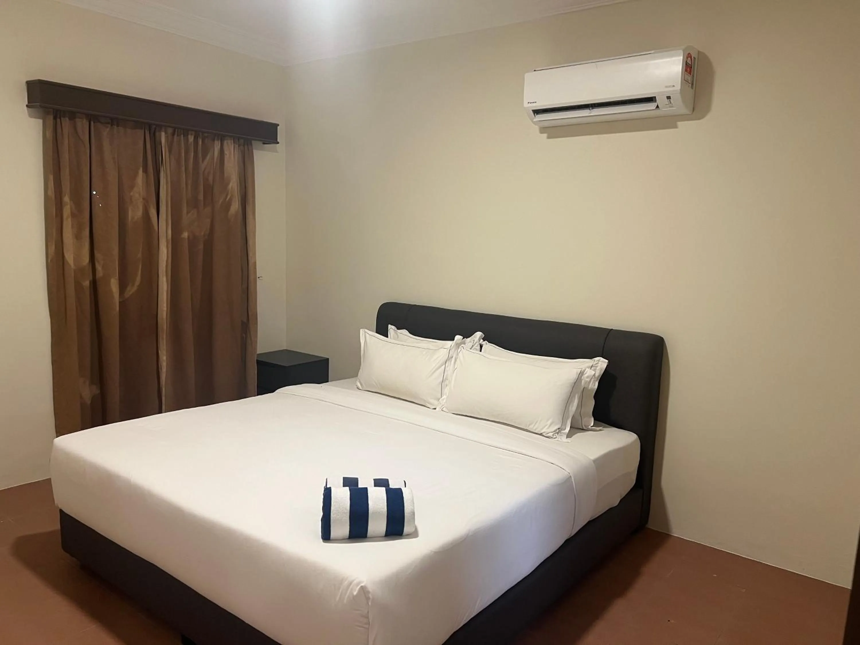 Bed in SGI Vacation Club Villa @ Damai Laut Holiday Resort