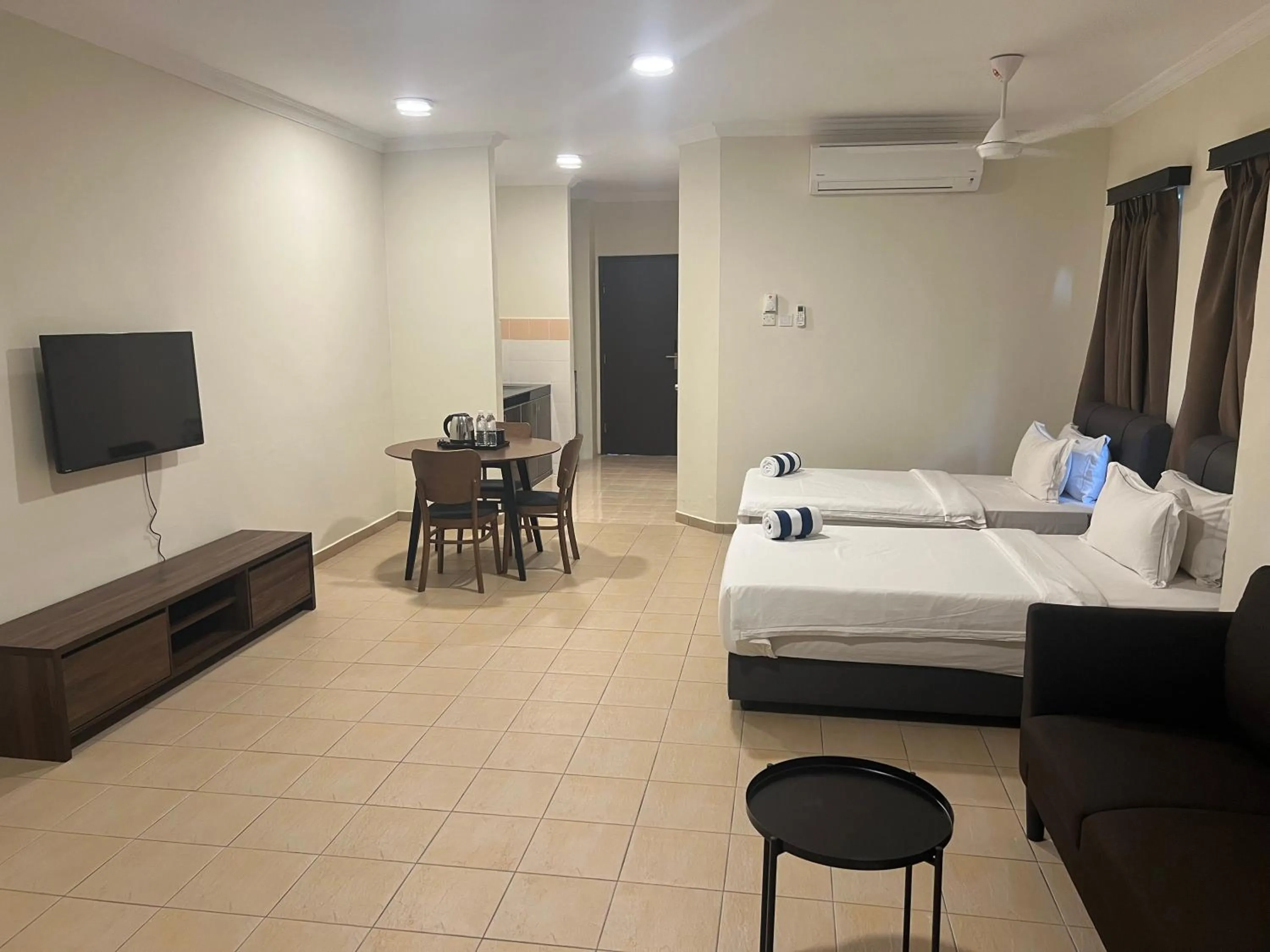 Bed in SGI Vacation Club Villa @ Damai Laut Holiday Resort