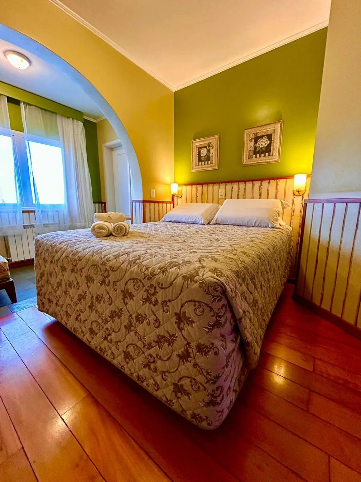 Bedroom, Bed in Pousada Stillo Gramado Via Serena