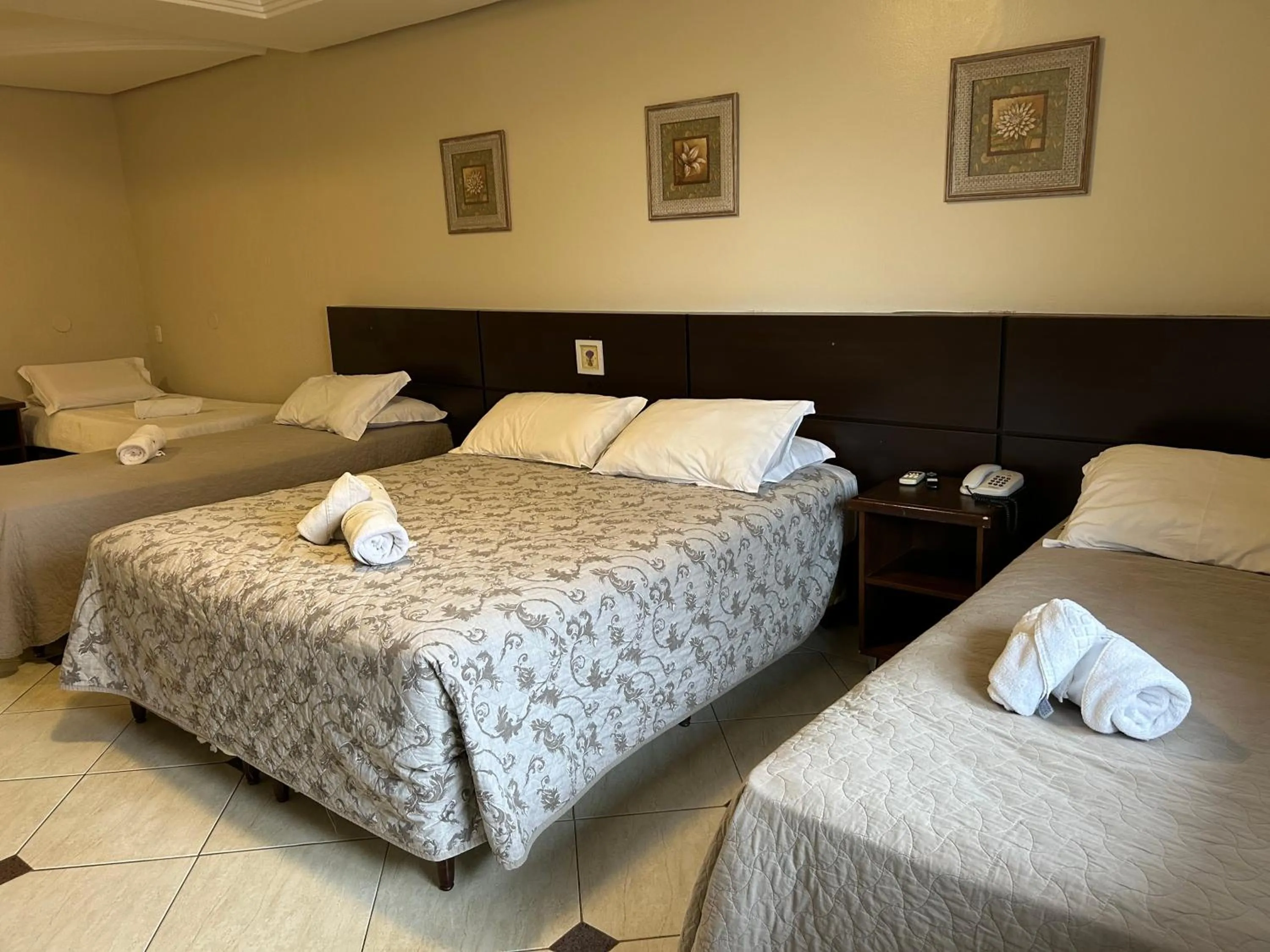 Bed in Pousada Stillo Gramado Via Serena