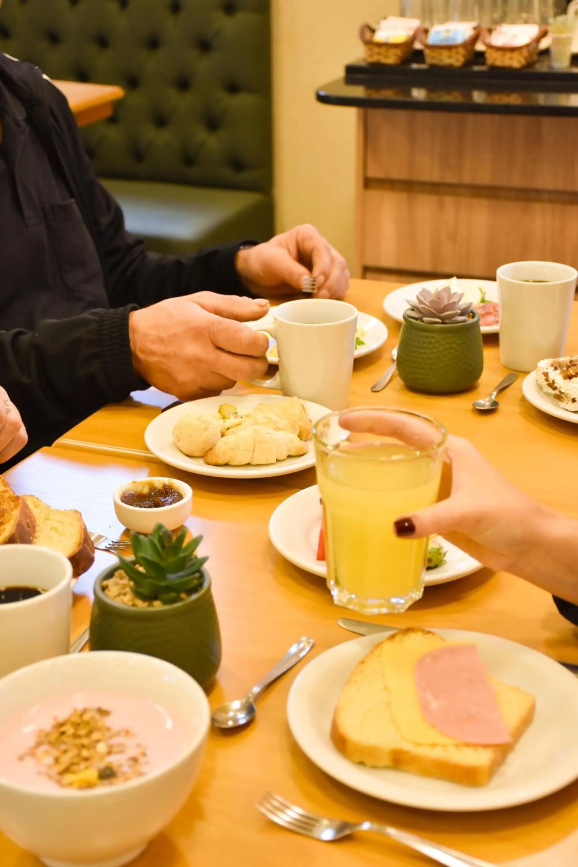 Breakfast in Pousada Stillo Gramado Via Serena