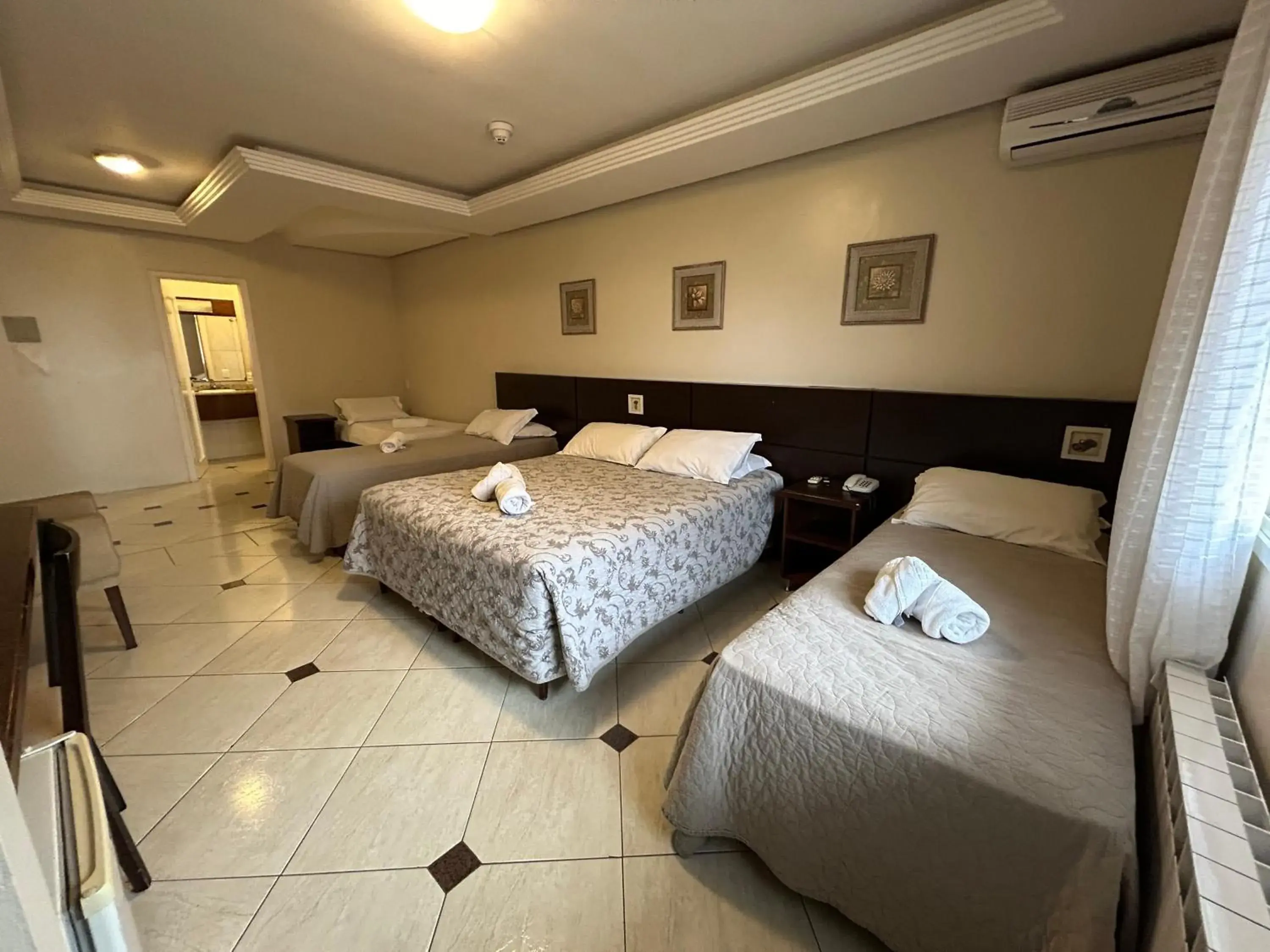 Family Room in Pousada Stillo Gramado Via Serena Family Room in Pousada Stillo Gramado Via Serena