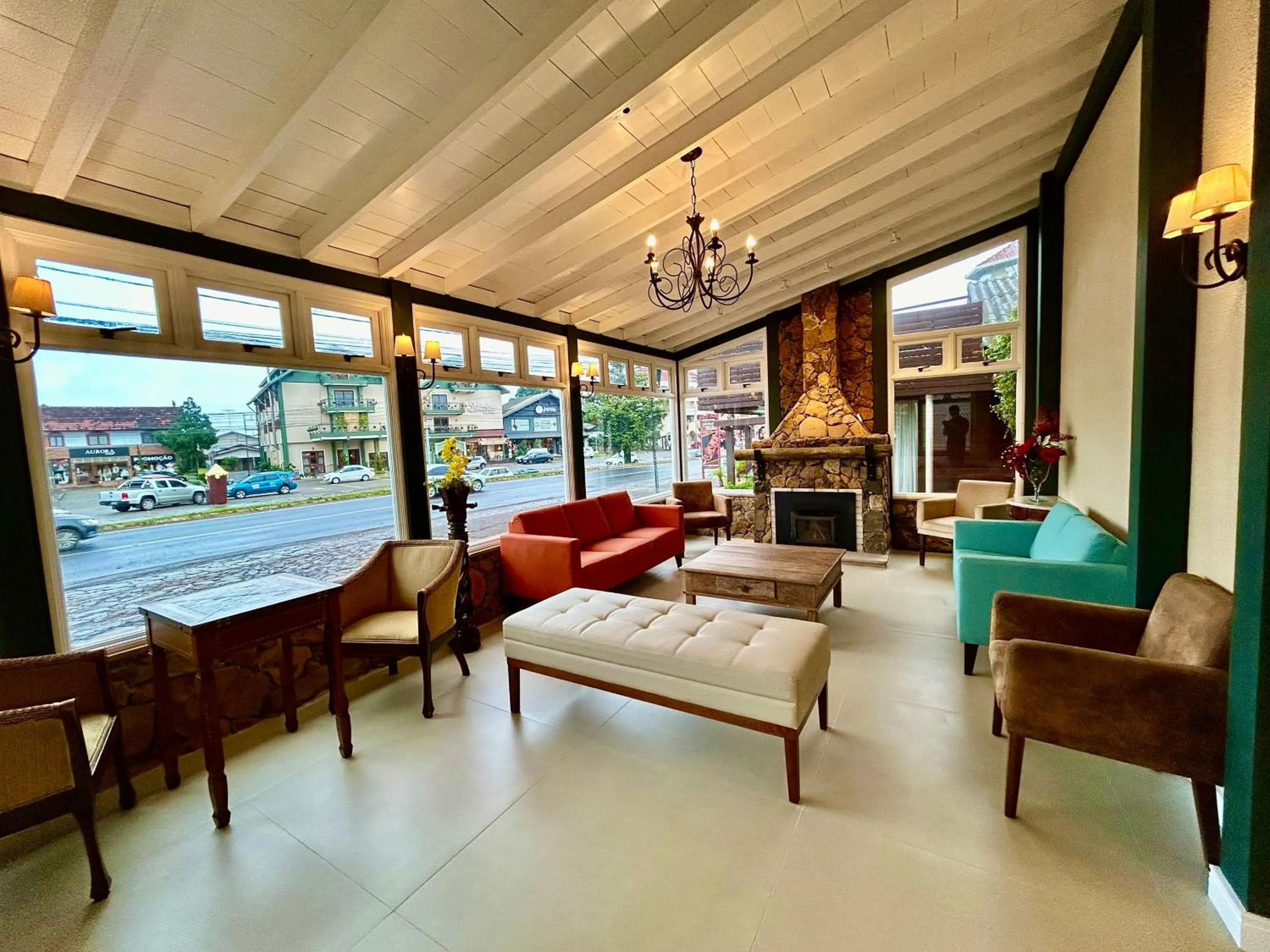 TV and multimedia in Pousada Stillo Gramado Via Serena