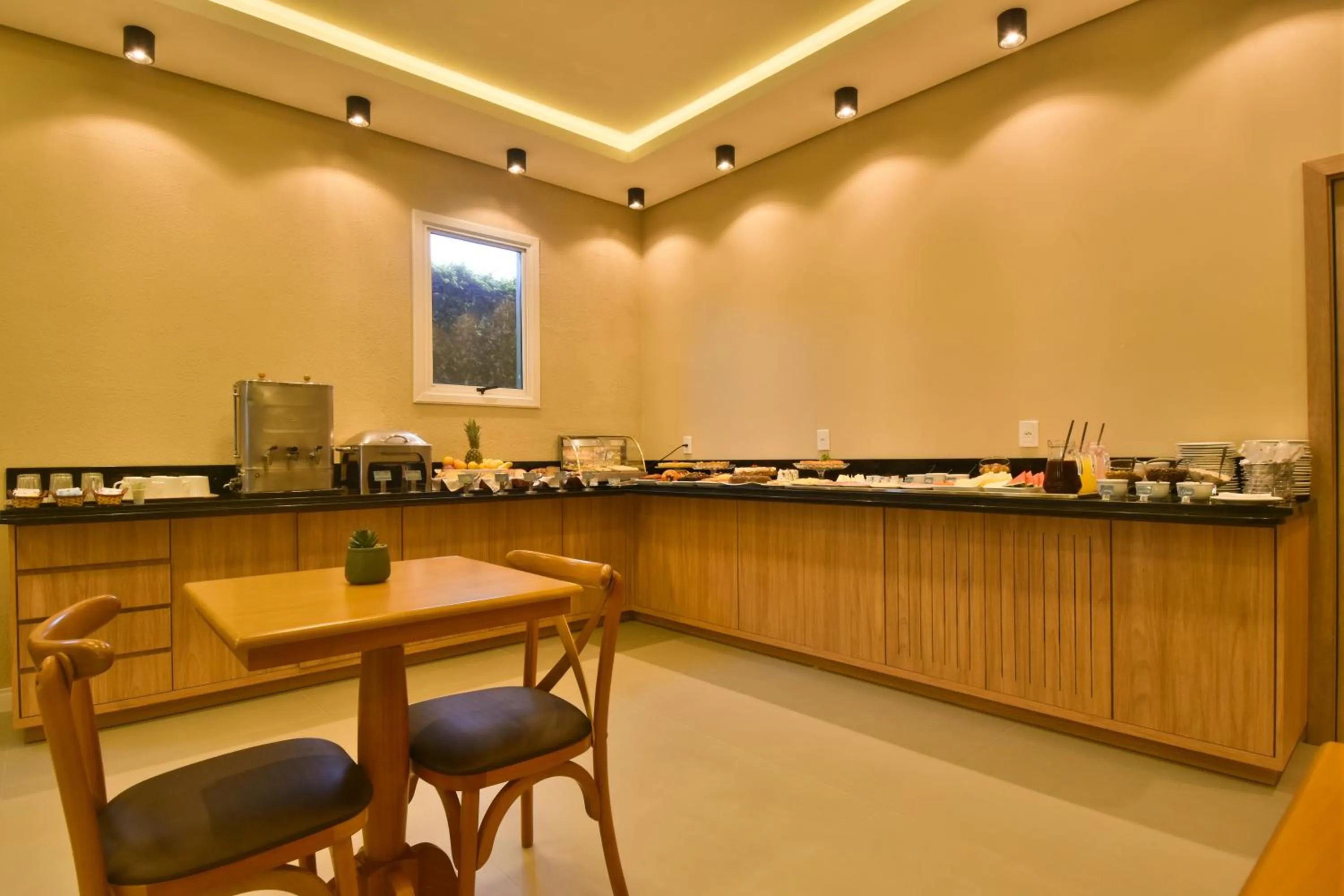 Breakfast in Pousada Stillo Gramado Via Serena