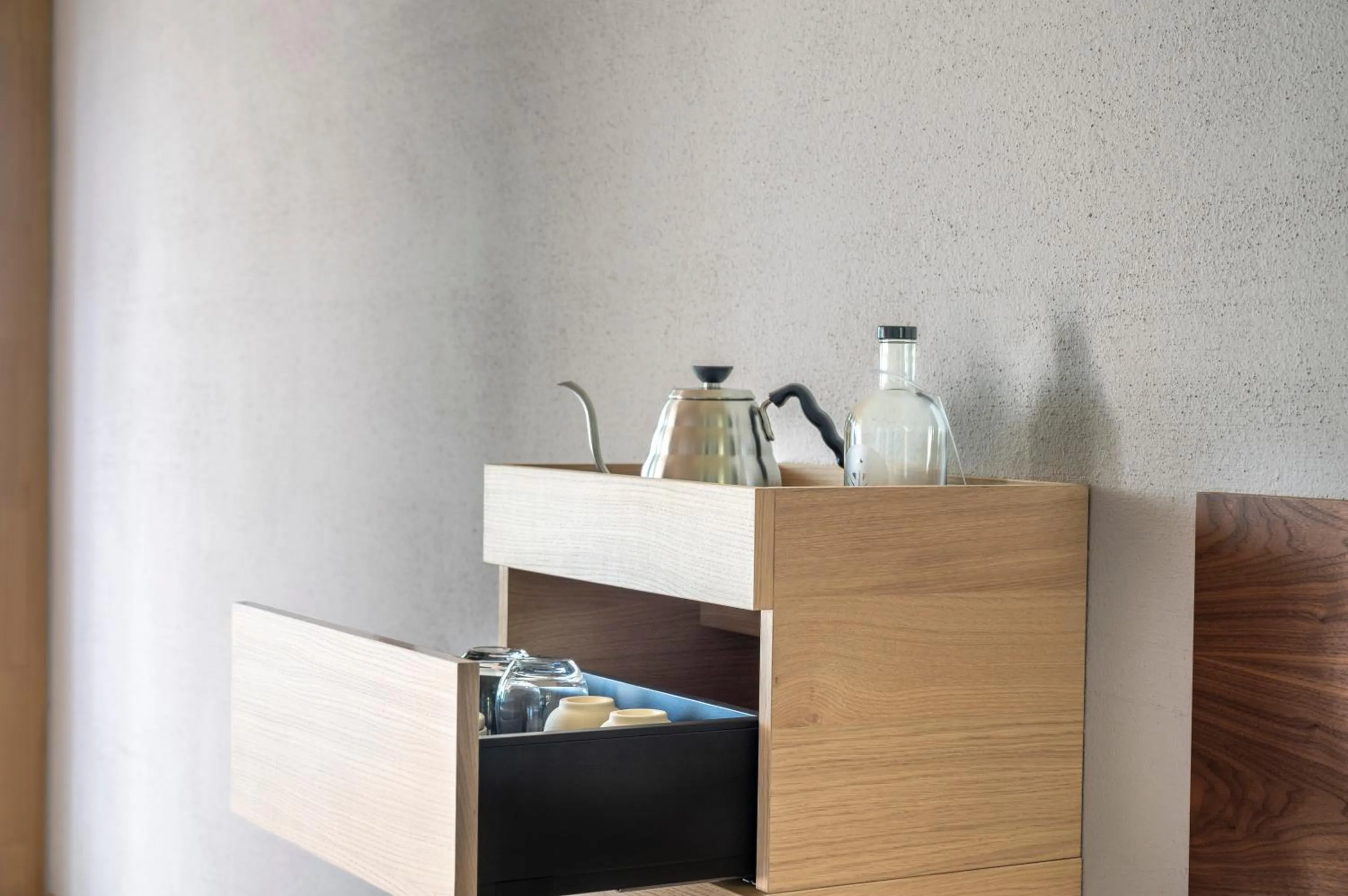 Coffee/tea facilities in Seegut Zeppelin - a member of Design Hotels
