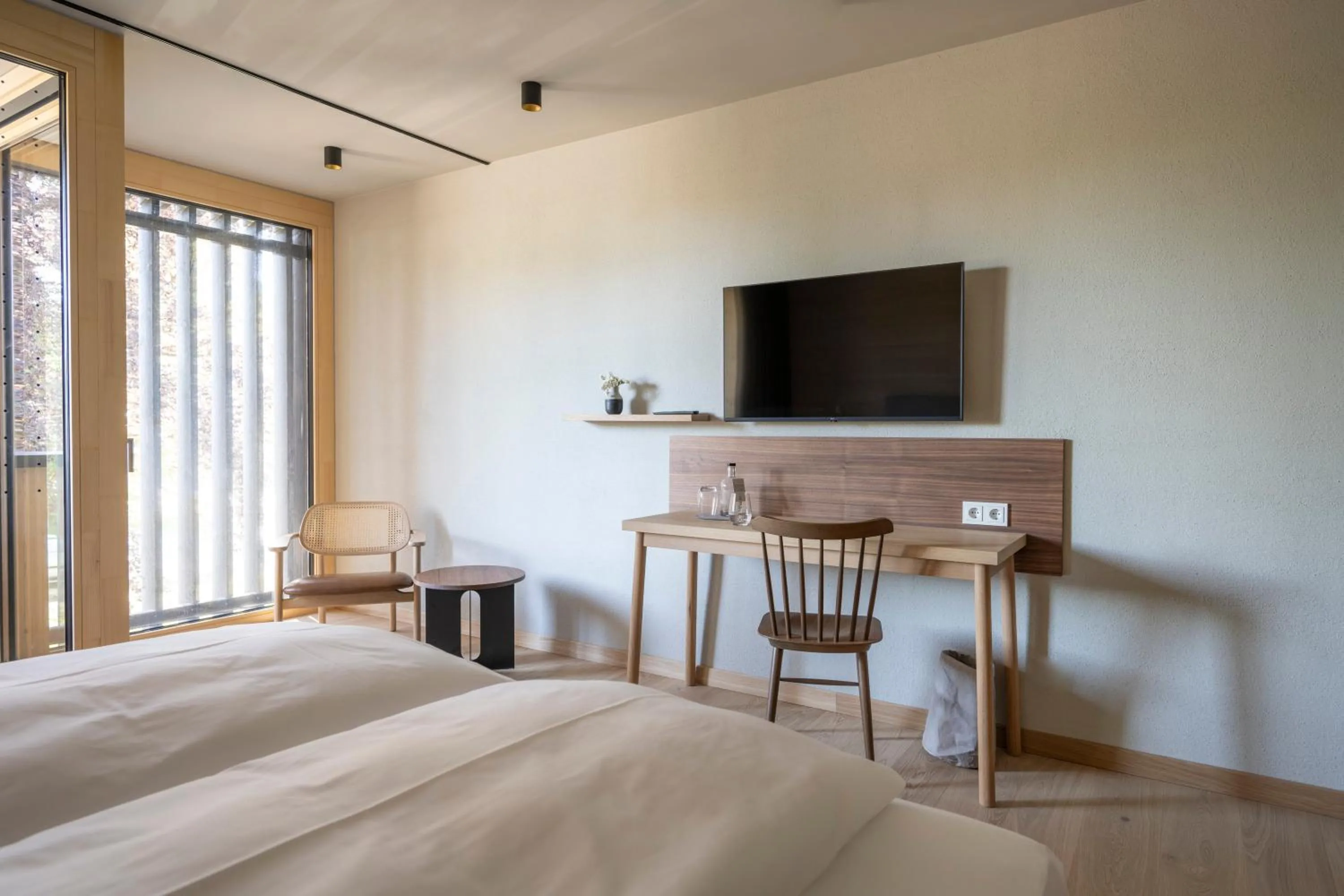 TV and multimedia, Bed in Seegut Zeppelin - a member of Design Hotels