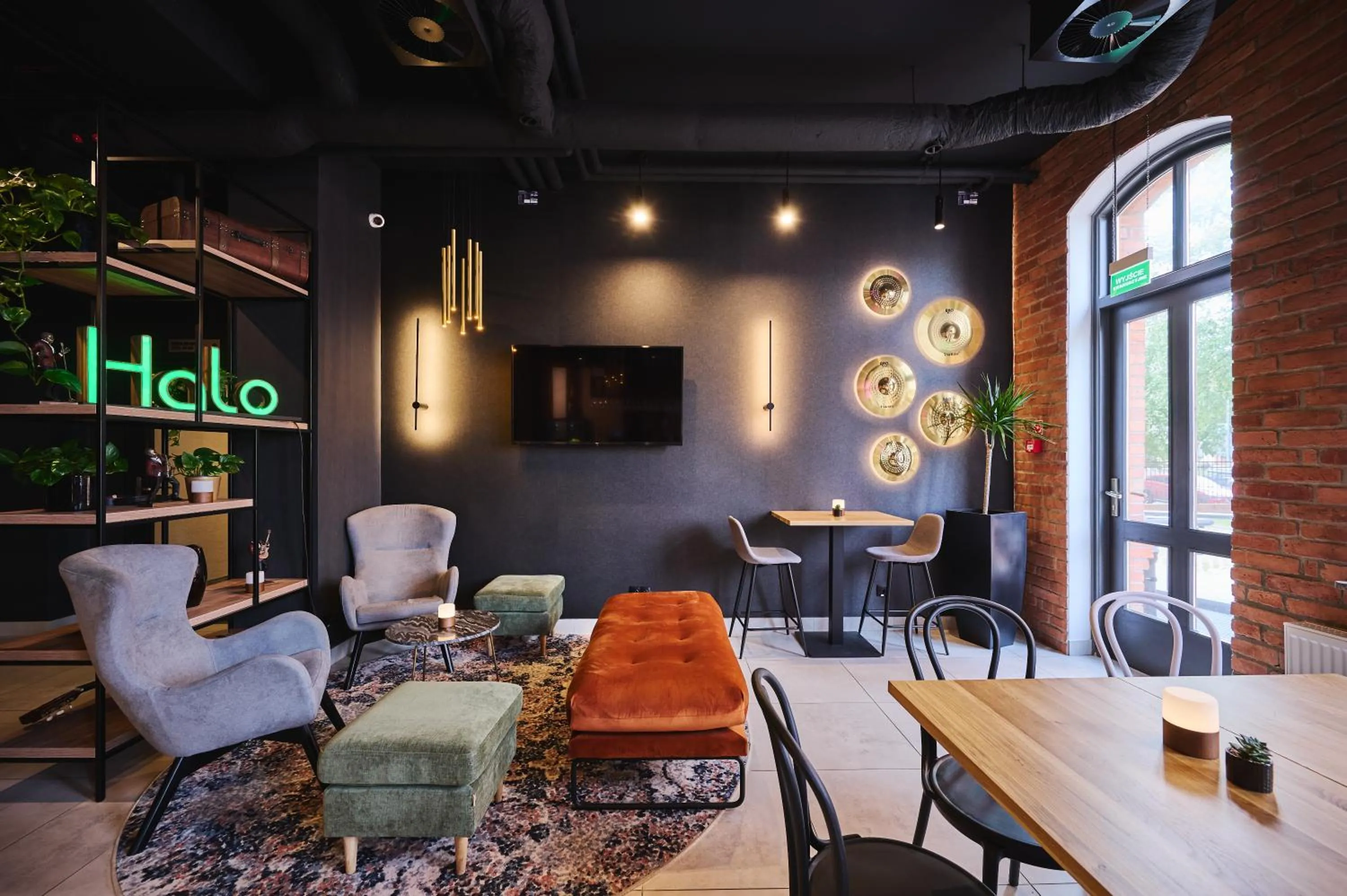 Seating area in Hotel Halo Szczecin