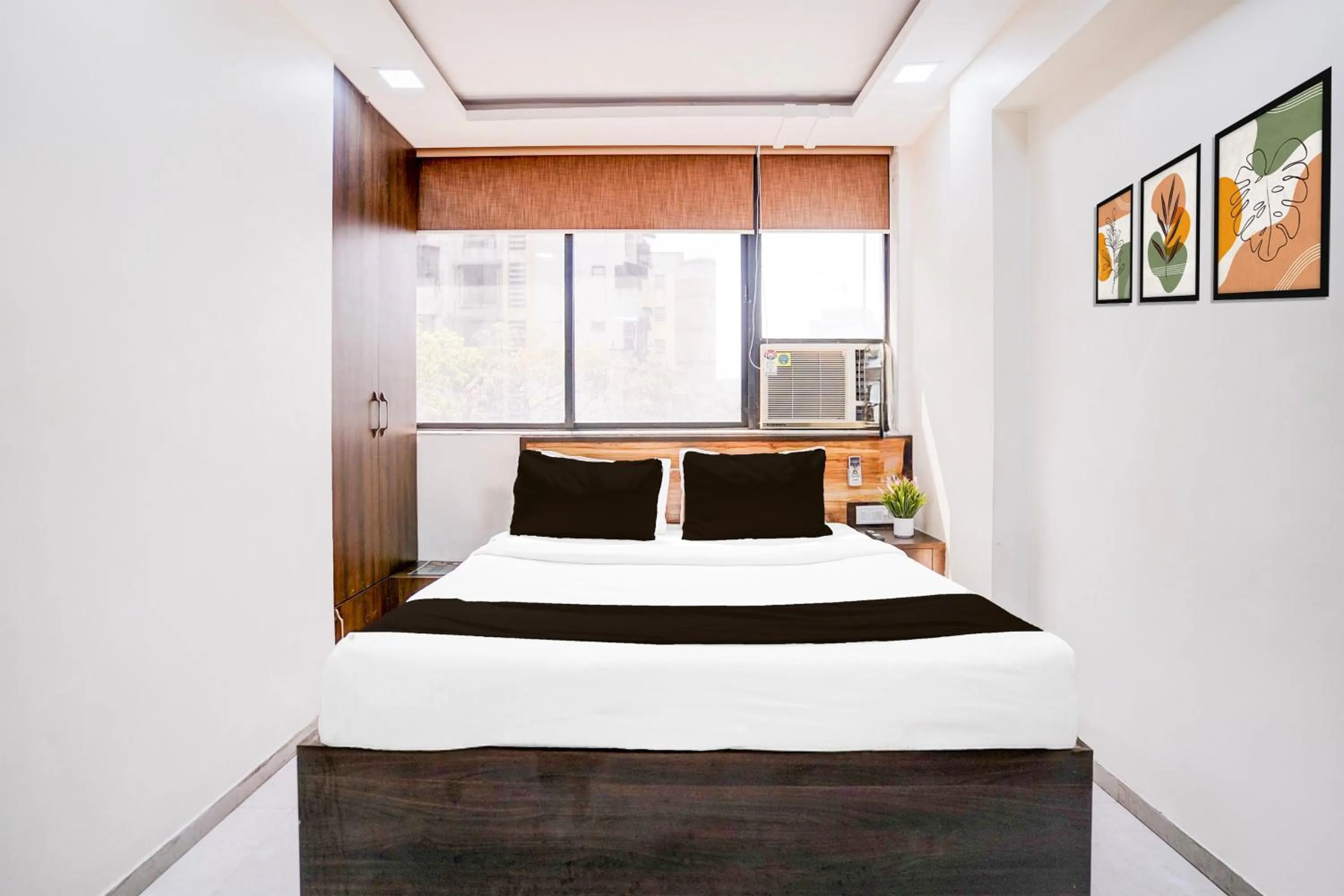 Bedroom in Collection O Sector 5 Sanpada Formerly Opal Comforts