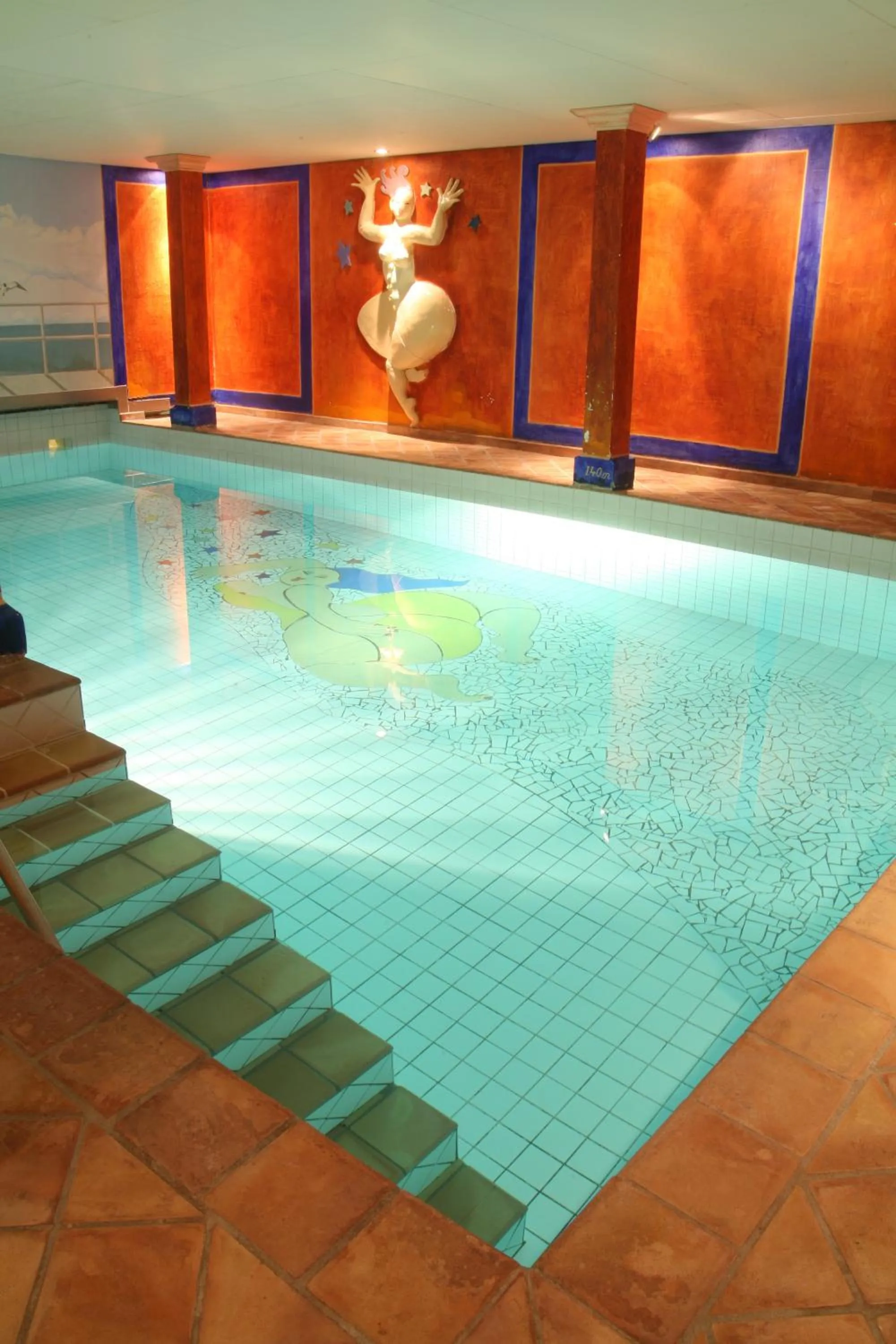 Swimming pool in Restaurant Hotel Merlet