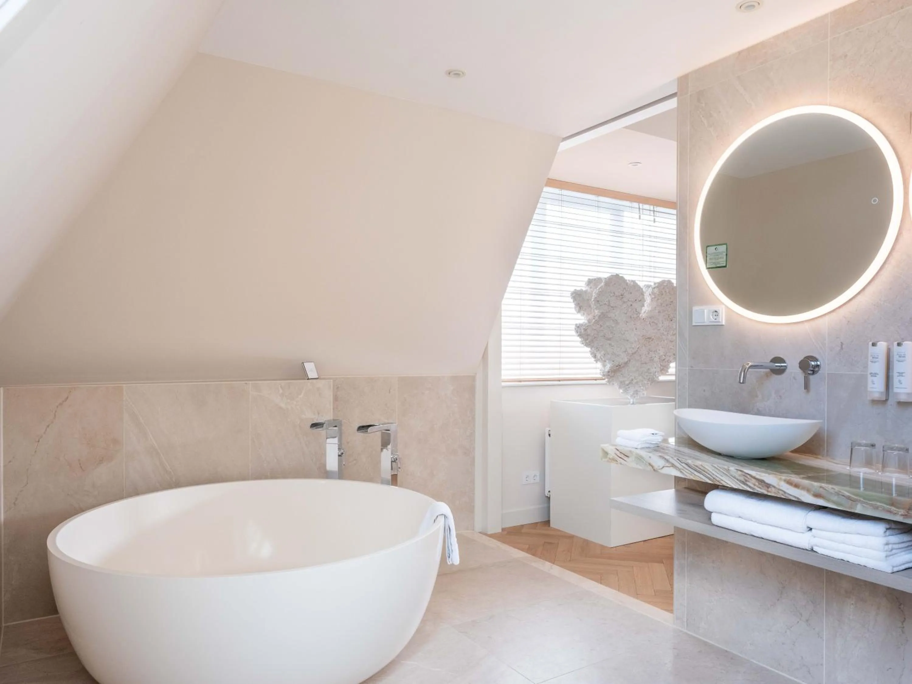 Bathroom in Restaurant Hotel Merlet