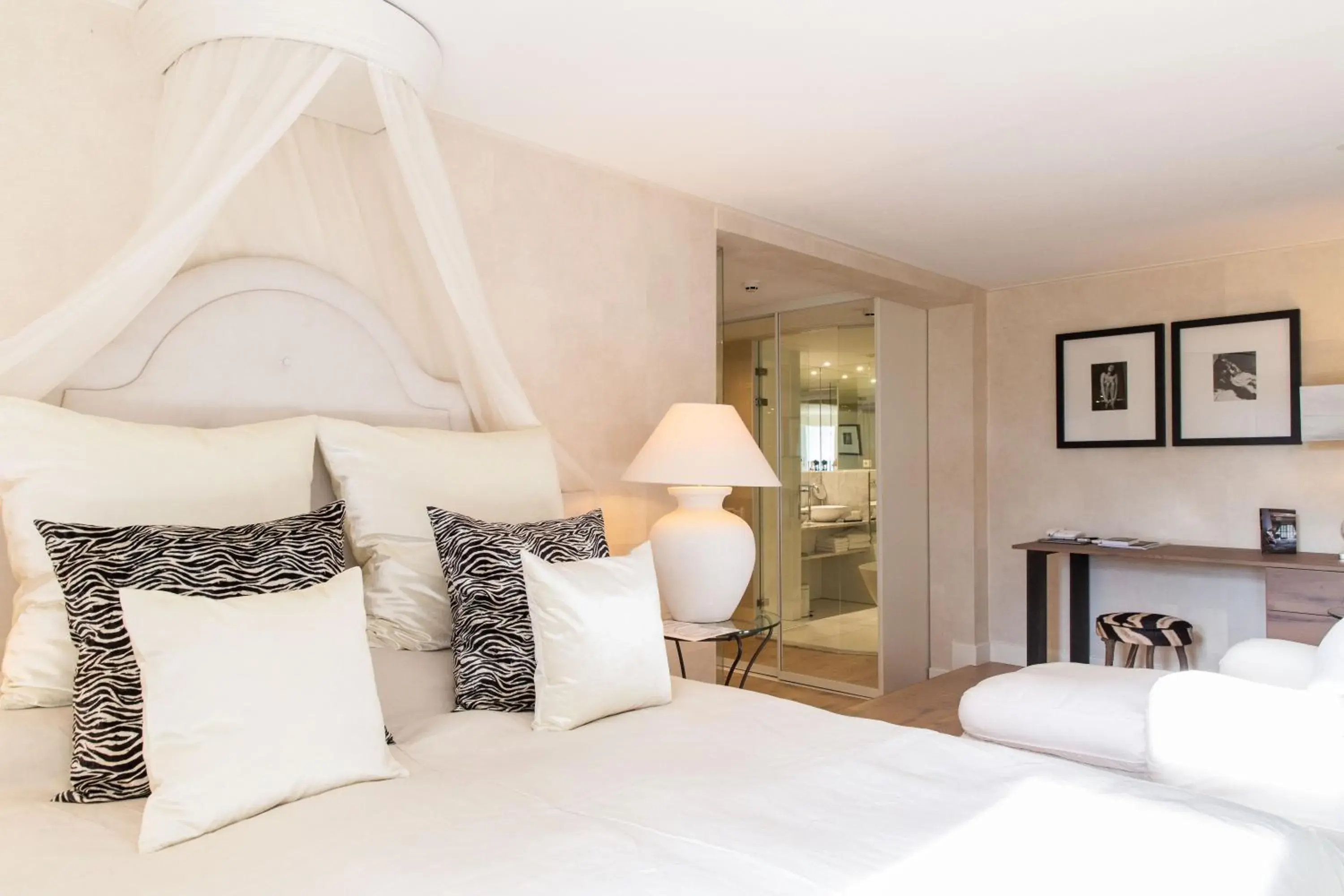 Deluxe Double Room in Restaurant Hotel Merlet Deluxe Double Room in Restaurant Hotel Merlet