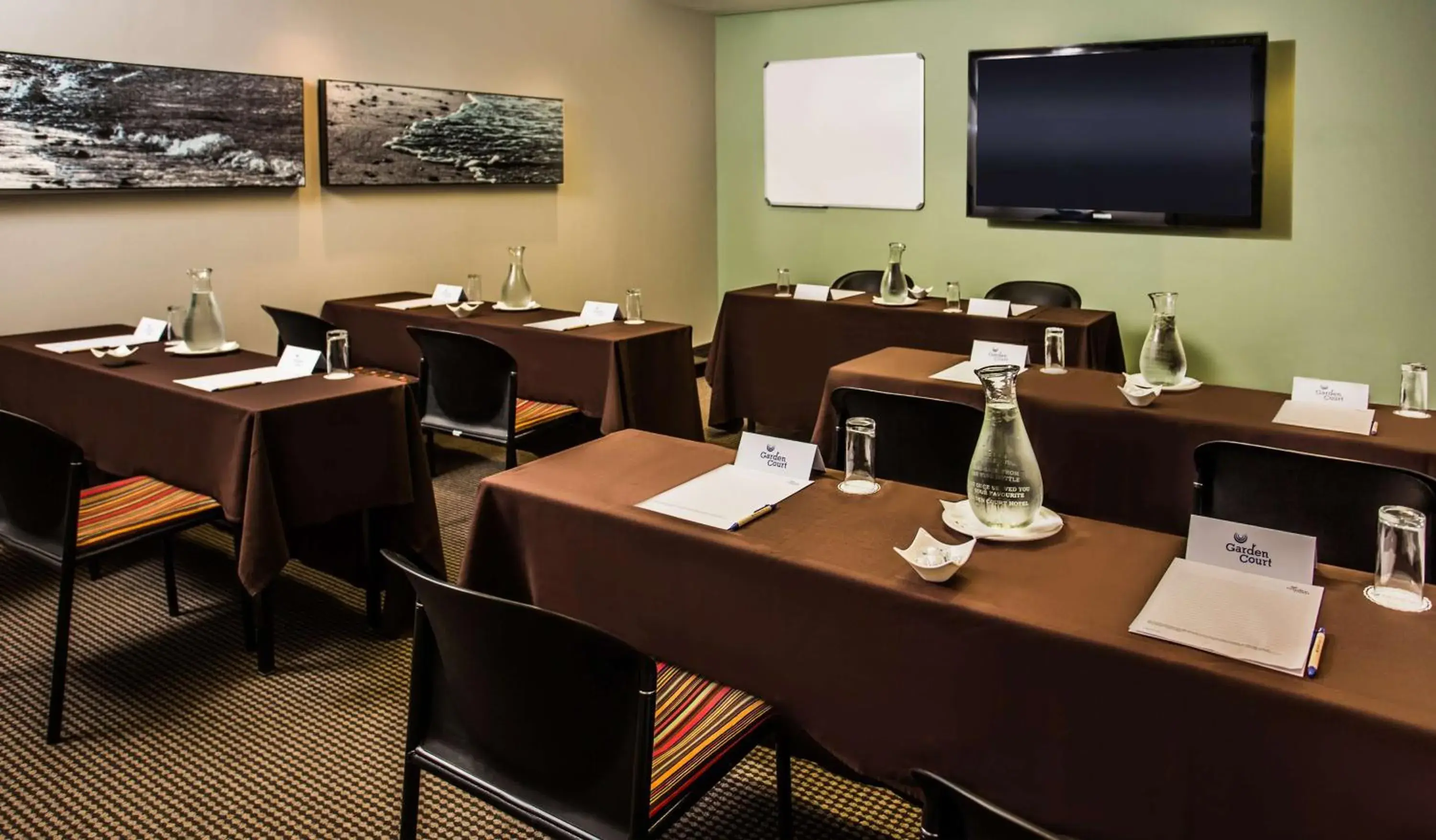 Meeting/conference room in Garden Court Kings Beach Meeting/conference room in Garden Court Kings Beach