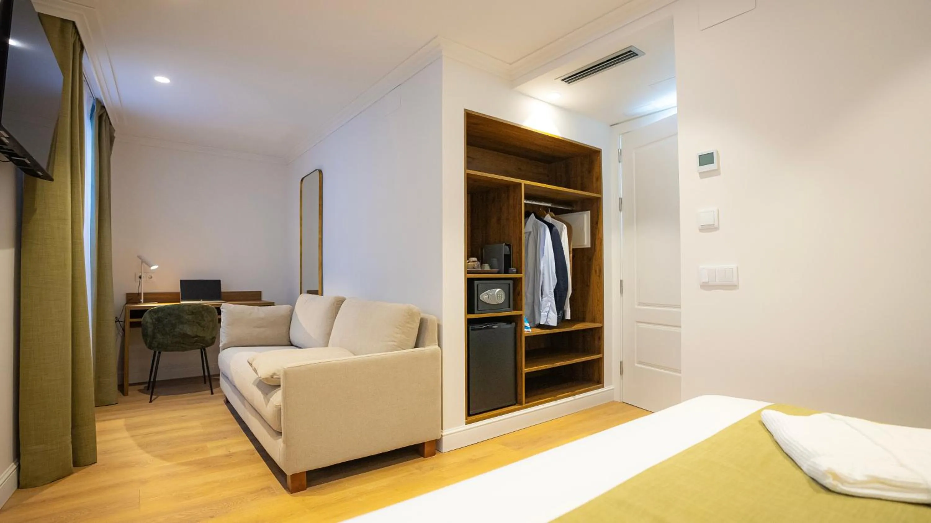 TV and multimedia, Bed in Casa Pince