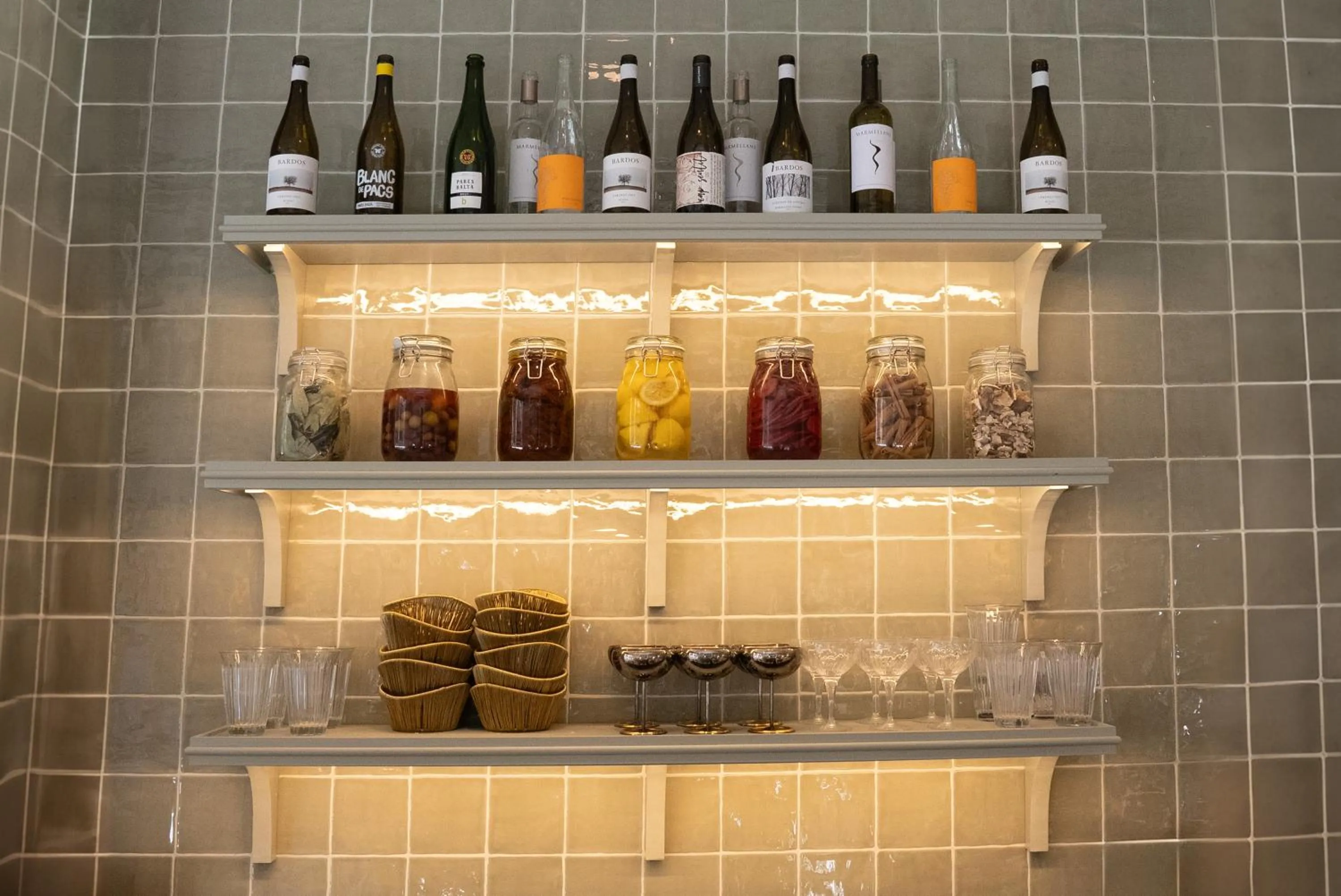 Restaurant/places to eat in Casa Pince